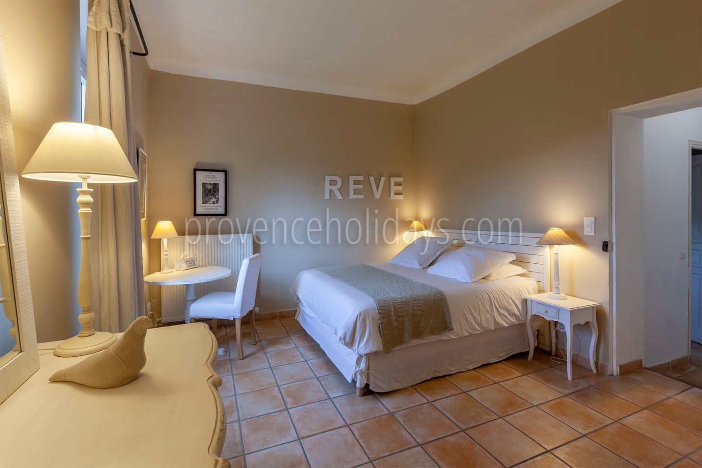 44 - Maison Robion: Villa: Bedroom