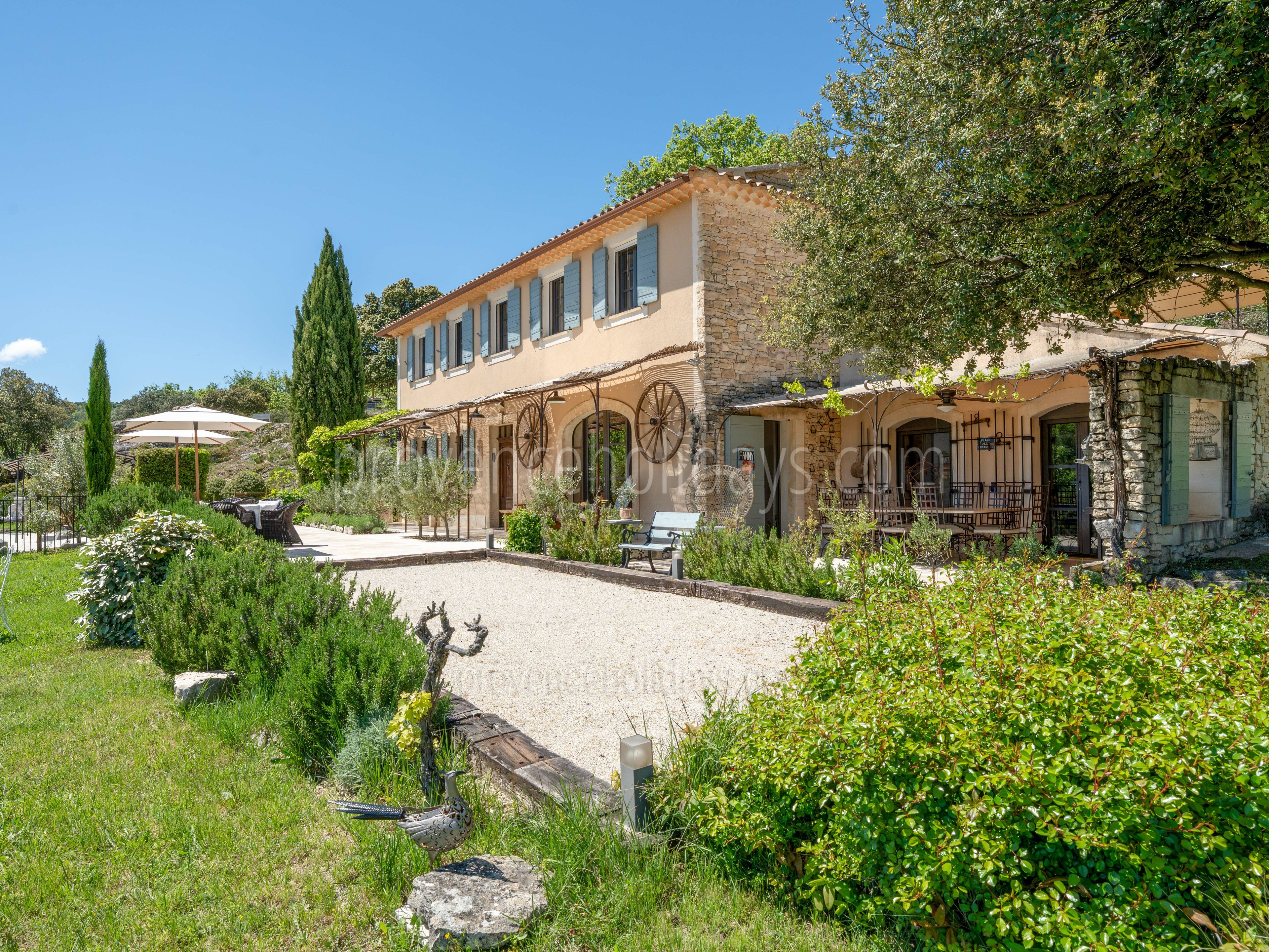 20 - Bastide des Chênes: Villa: Exterior