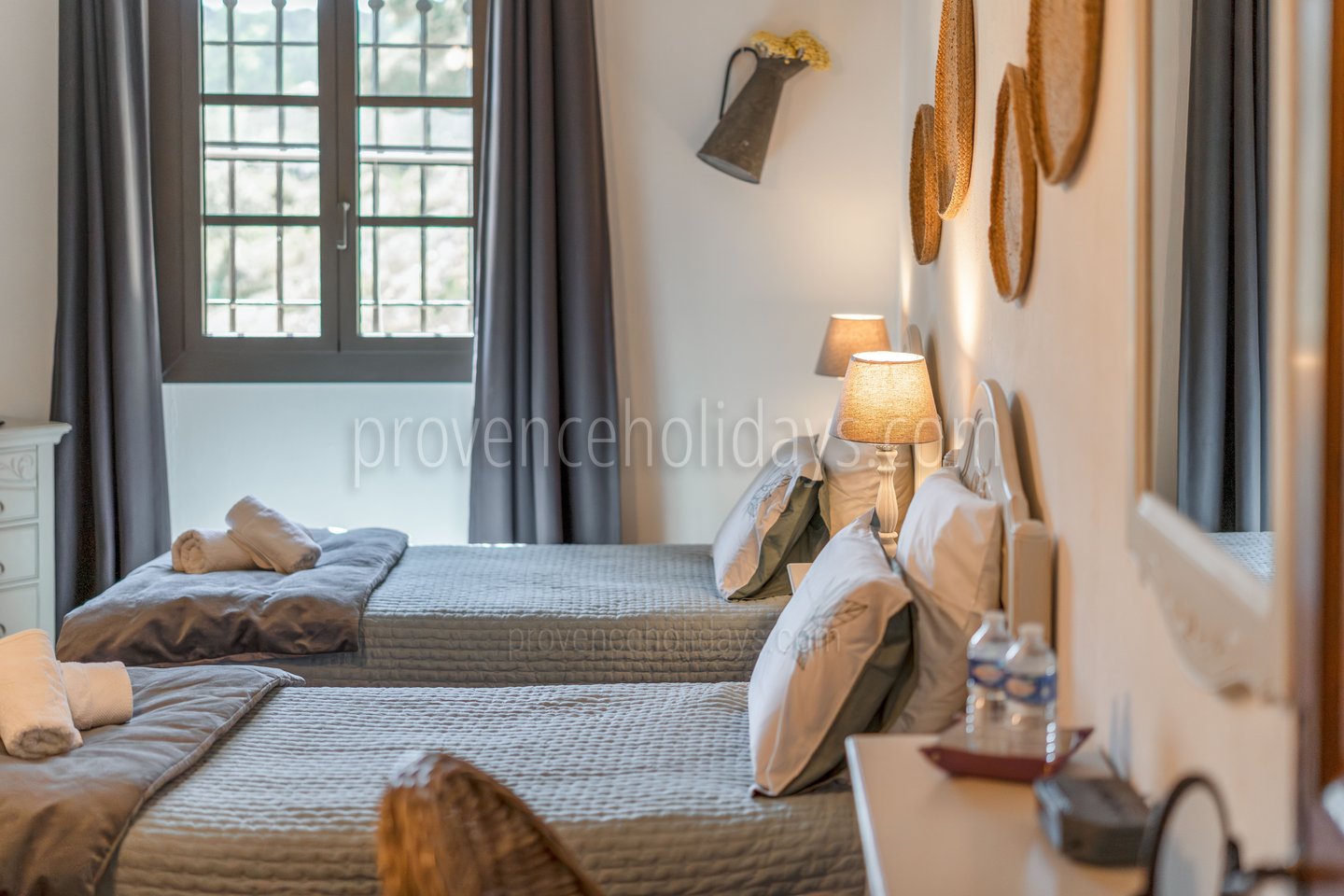 48 - Bastide des Chênes: Villa: Bedroom