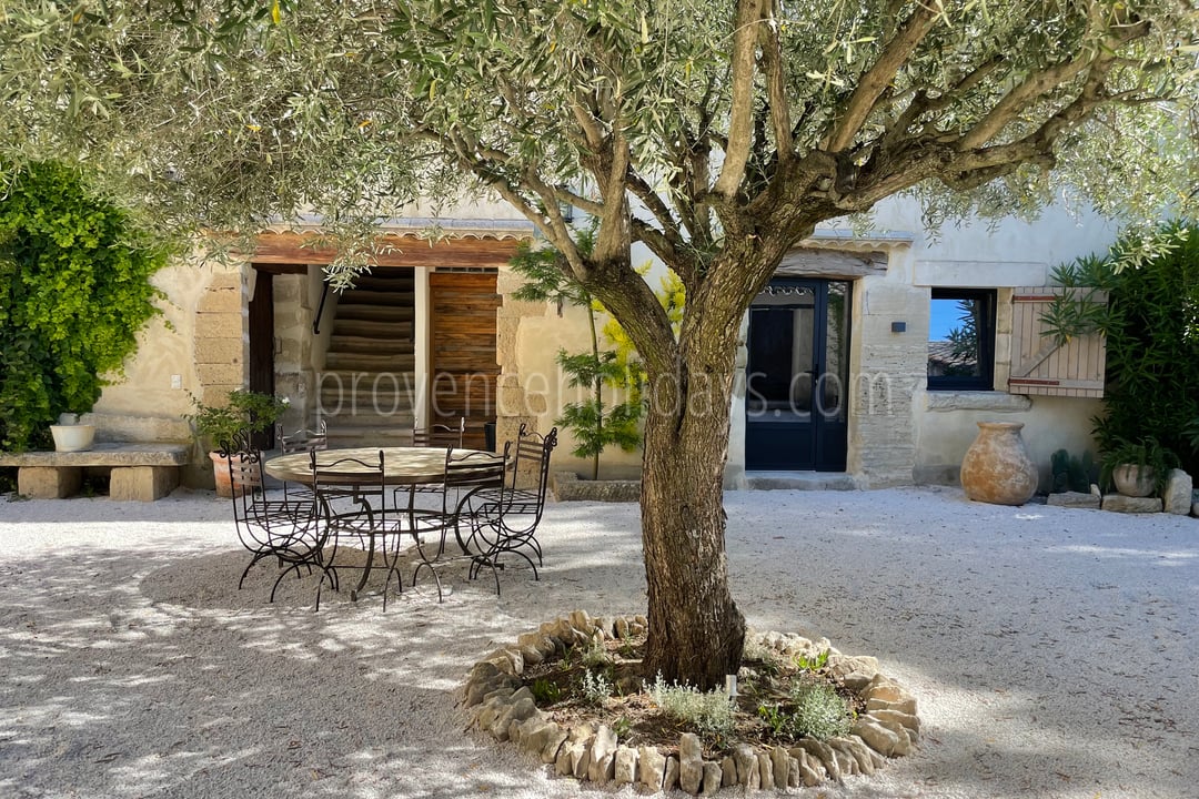 5 - La Bâtisse de L\'Isle: Villa: Exterior