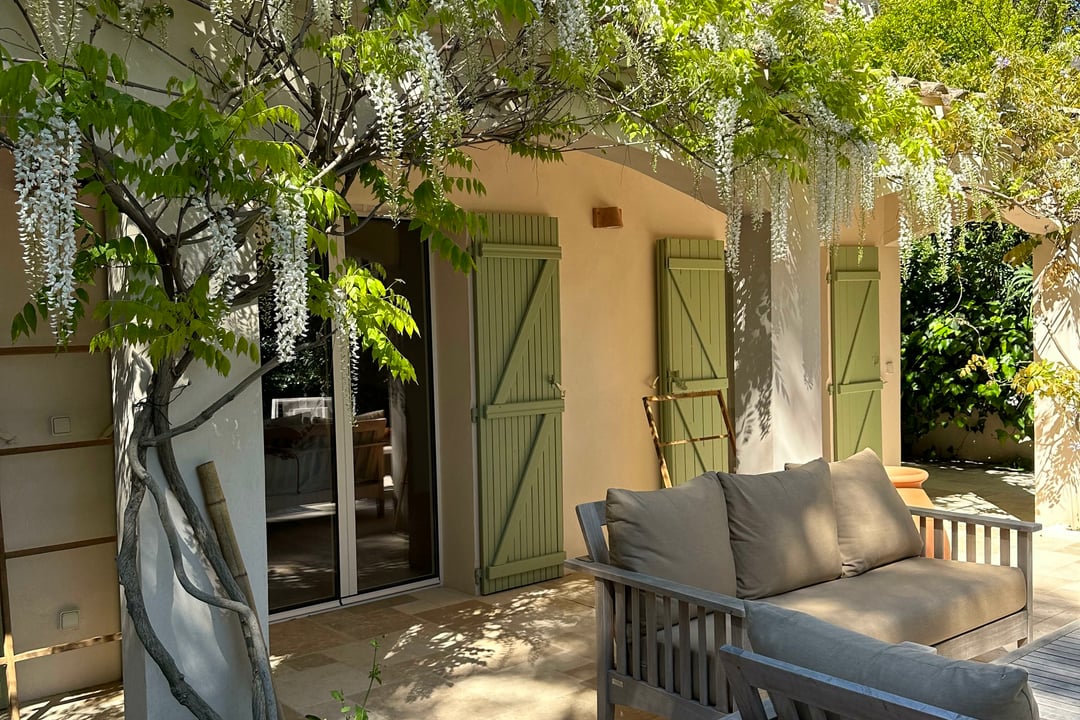 24 - Villa Luna: Villa: Exterior