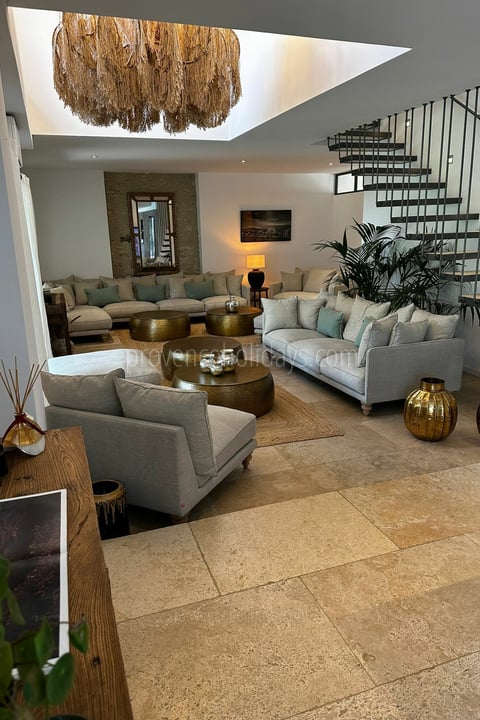 23 - Mas du Carlet: Villa: Interior