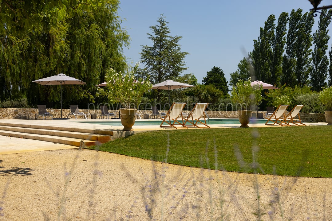7 - La Bastide Lavande: Villa: Pool