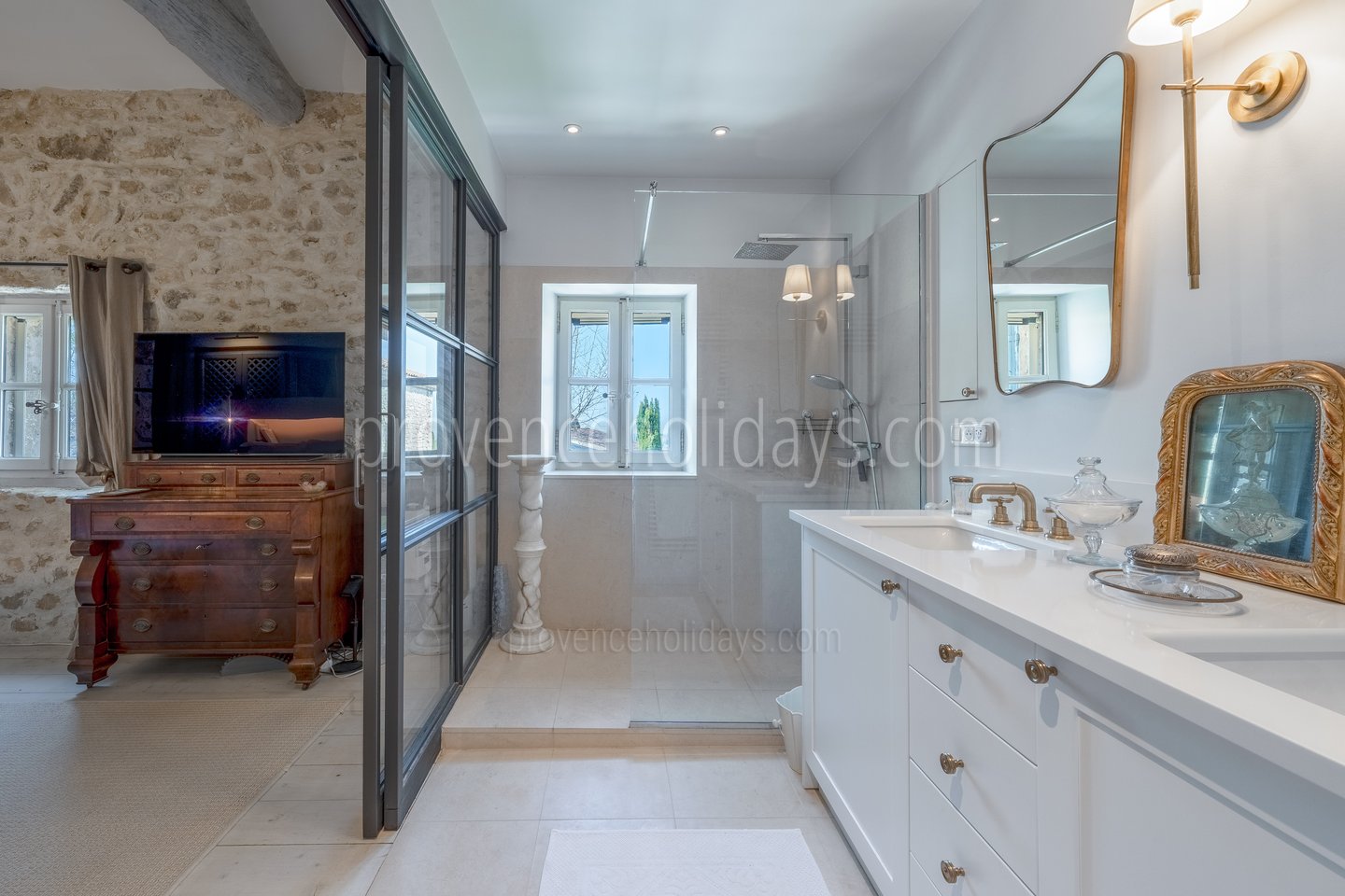 42 - L\'Écrin de Lagnes: Villa: Bathroom
