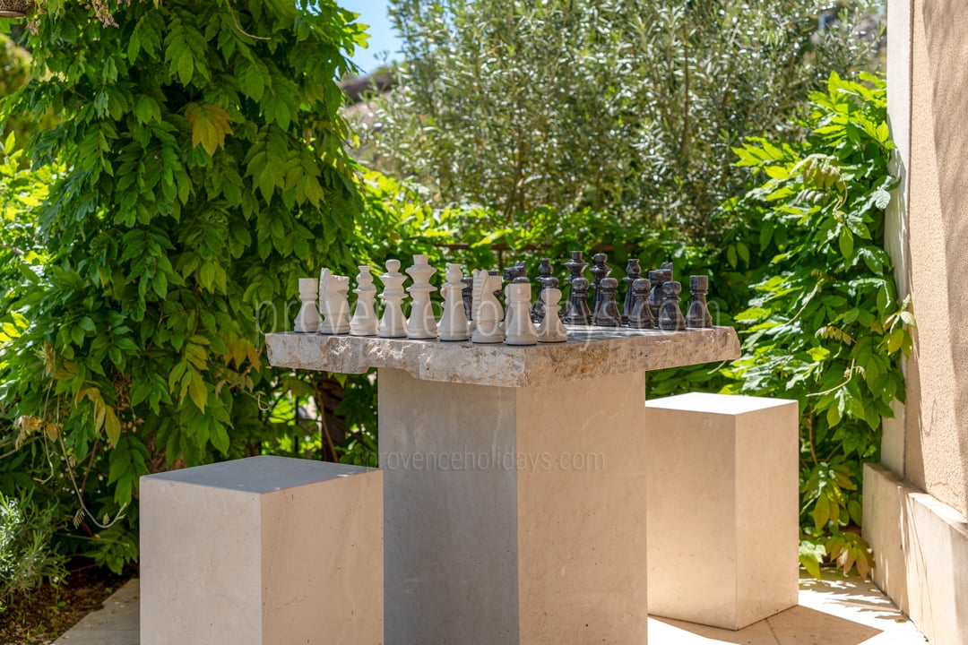 15 - Bastide des Chênes: Villa: Exterior