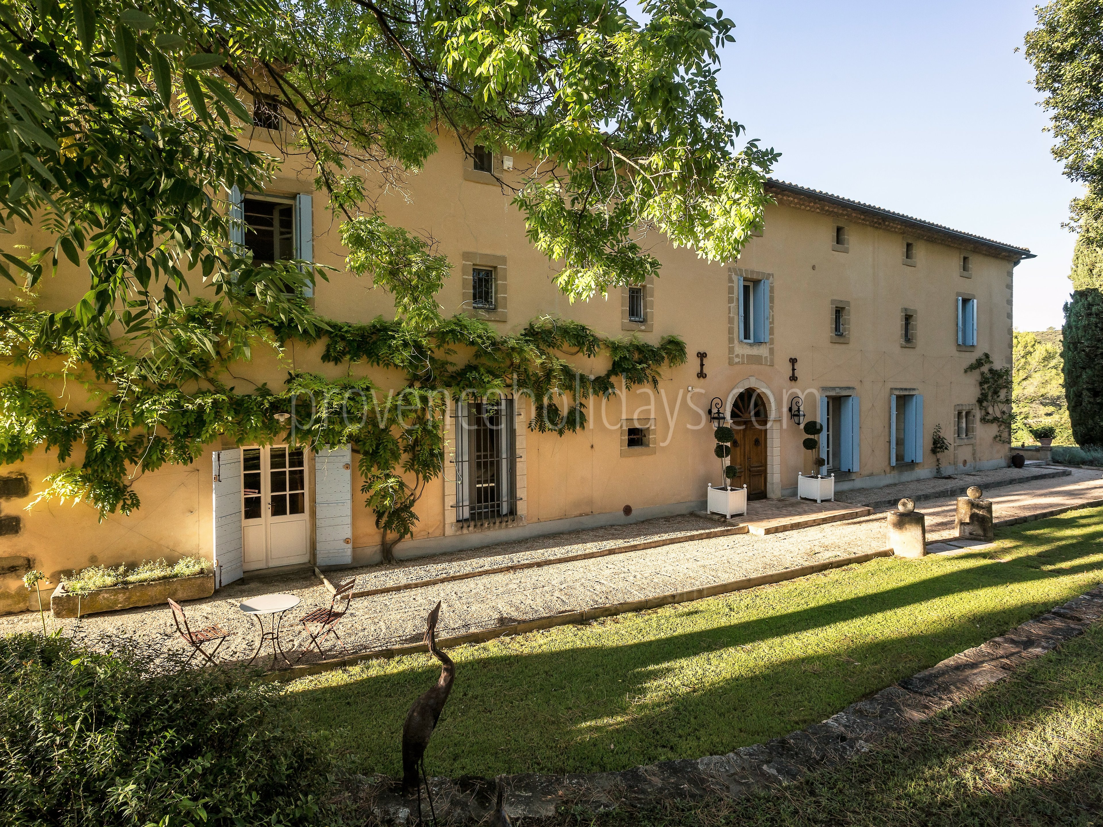10 - Domaine d\'Uzès: Villa: Exterior