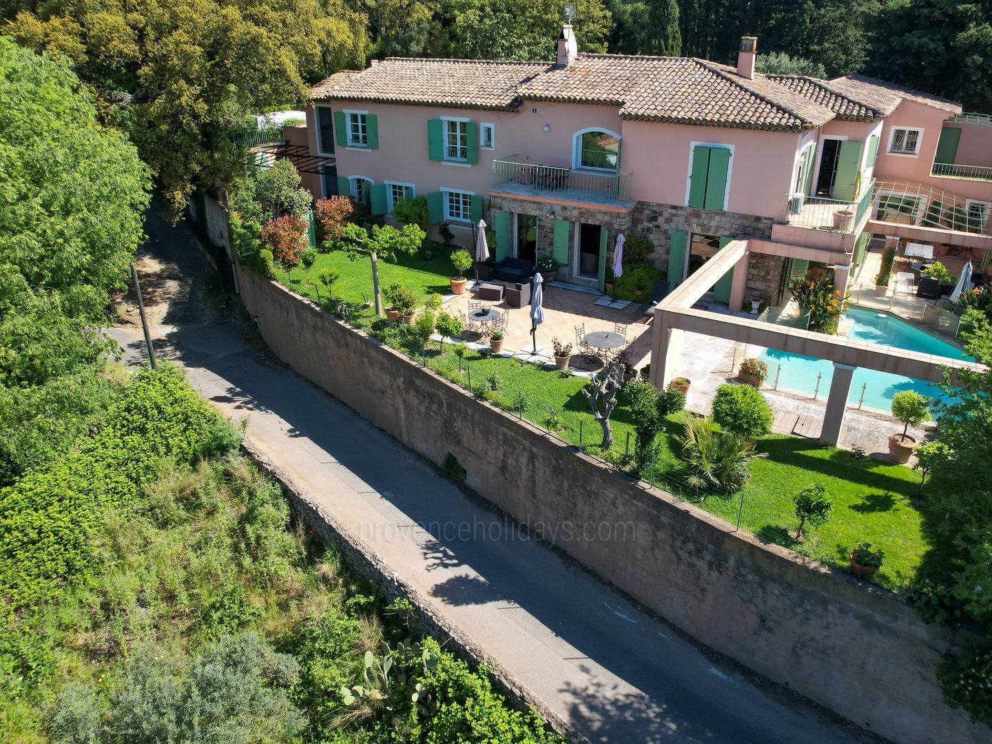 1 - Villa Maures: Villa: Exterior