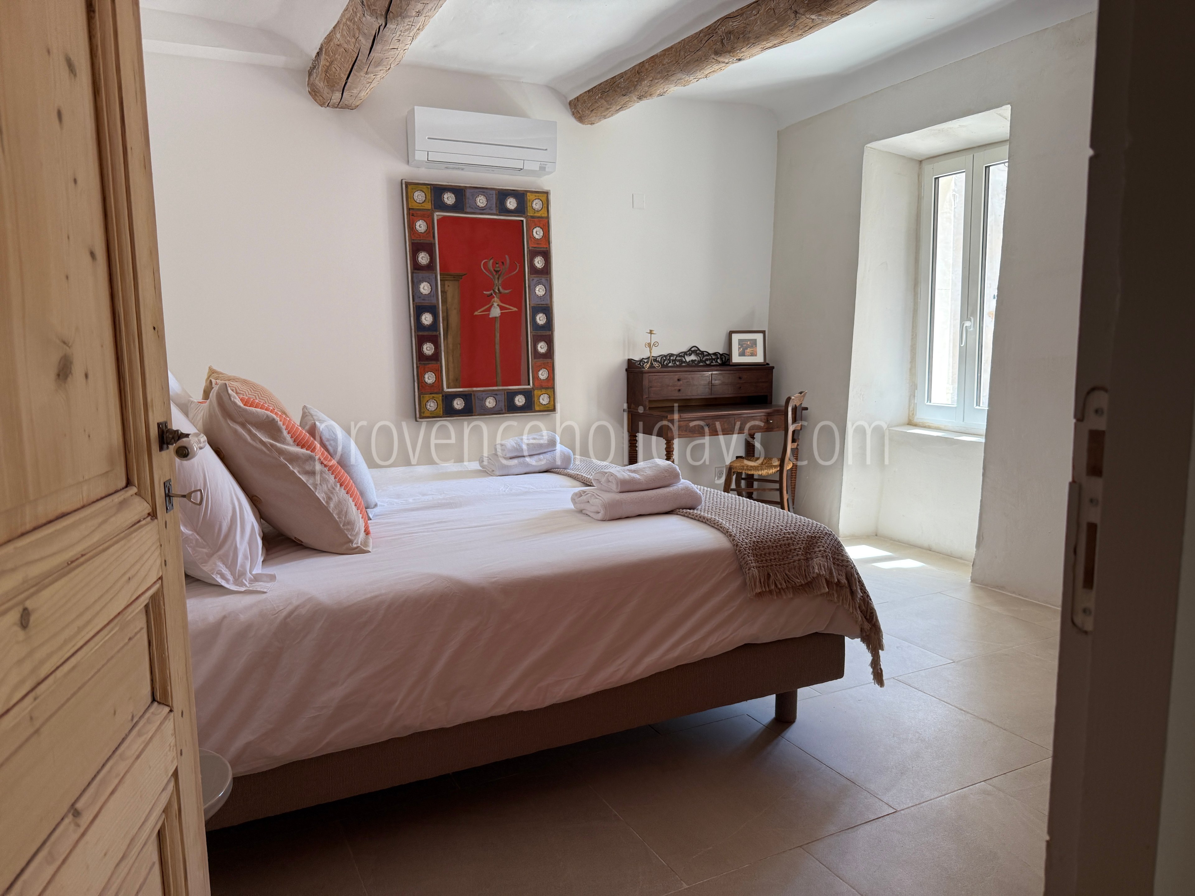 18 - Le Clos des Magnans: Villa: Bedroom