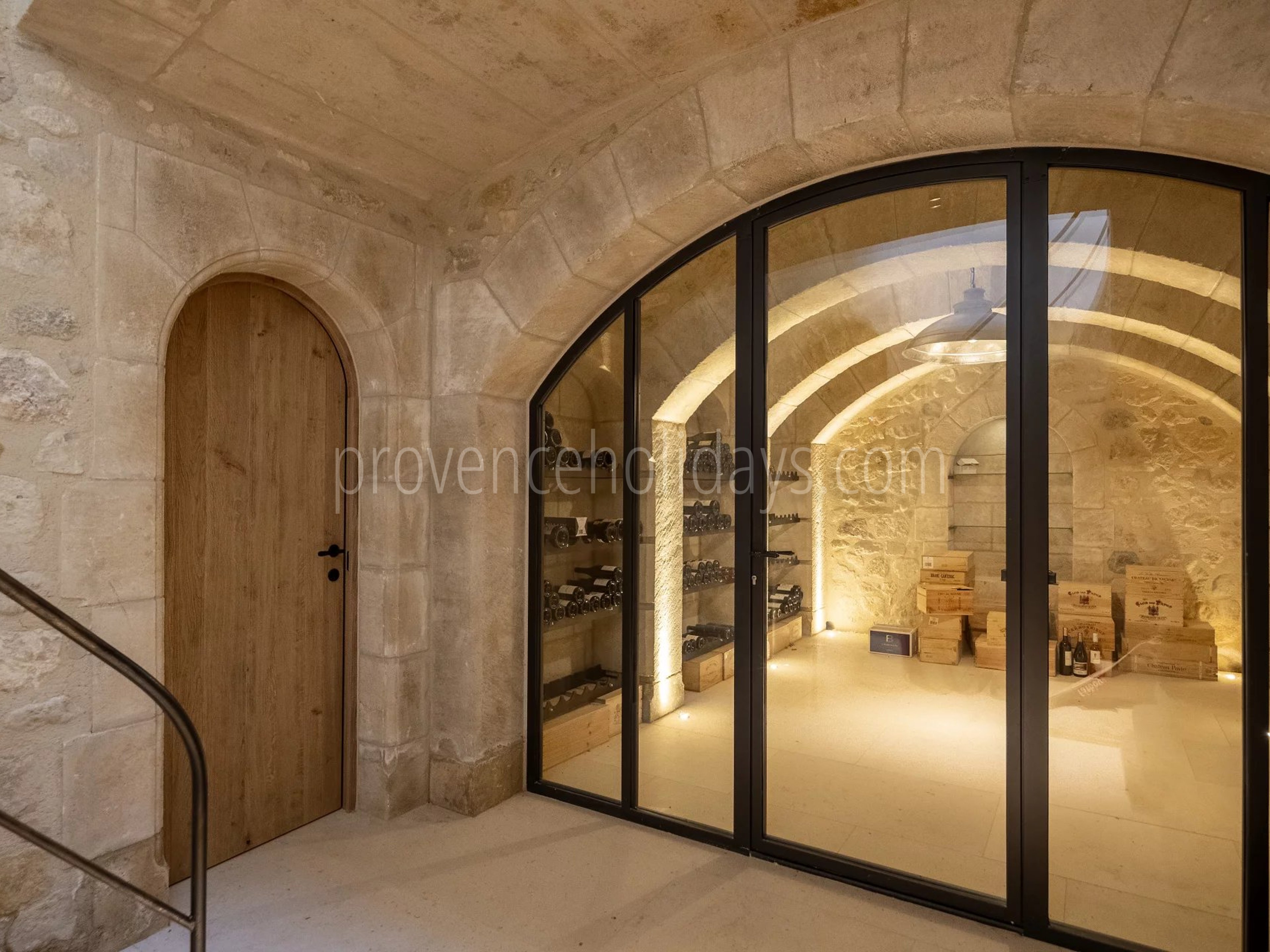 16 - Le Loup des Alpilles: Villa: Interior