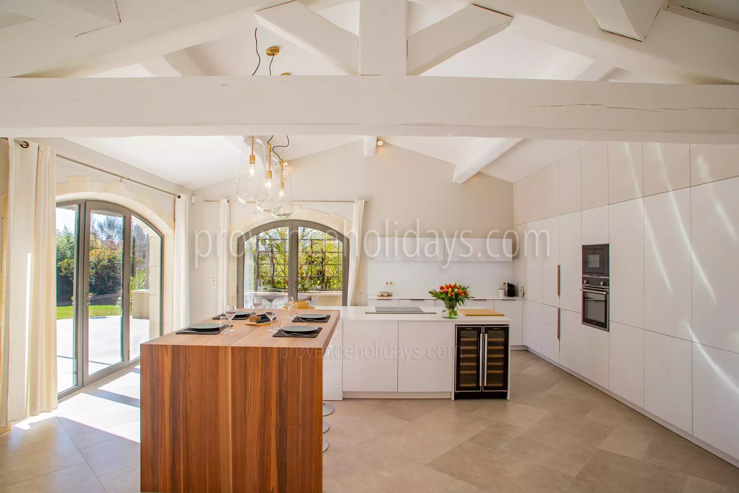 11 - Le Mas des Bories: Villa: Interior