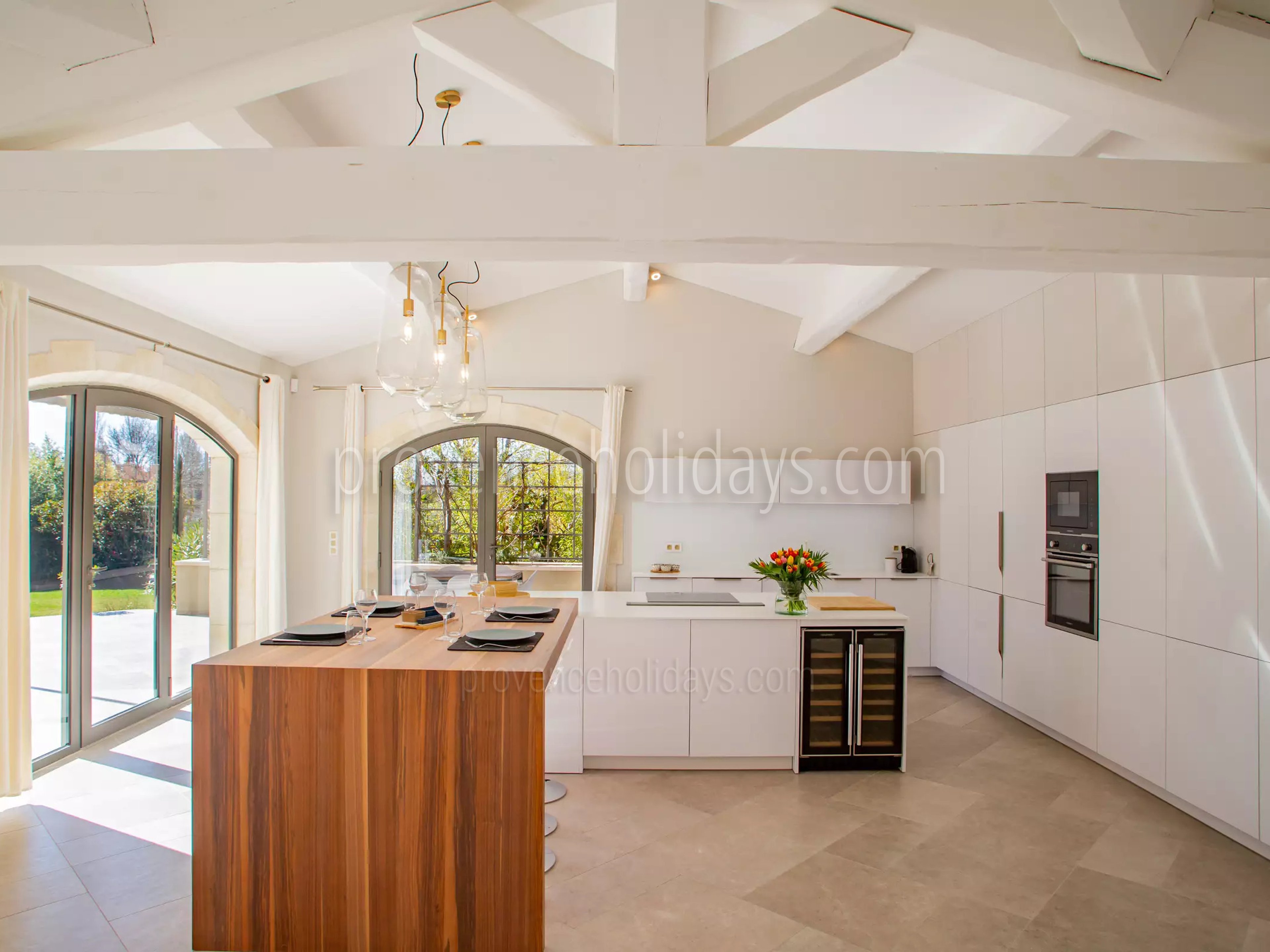 11 - Le Mas des Bories: Villa: Interior