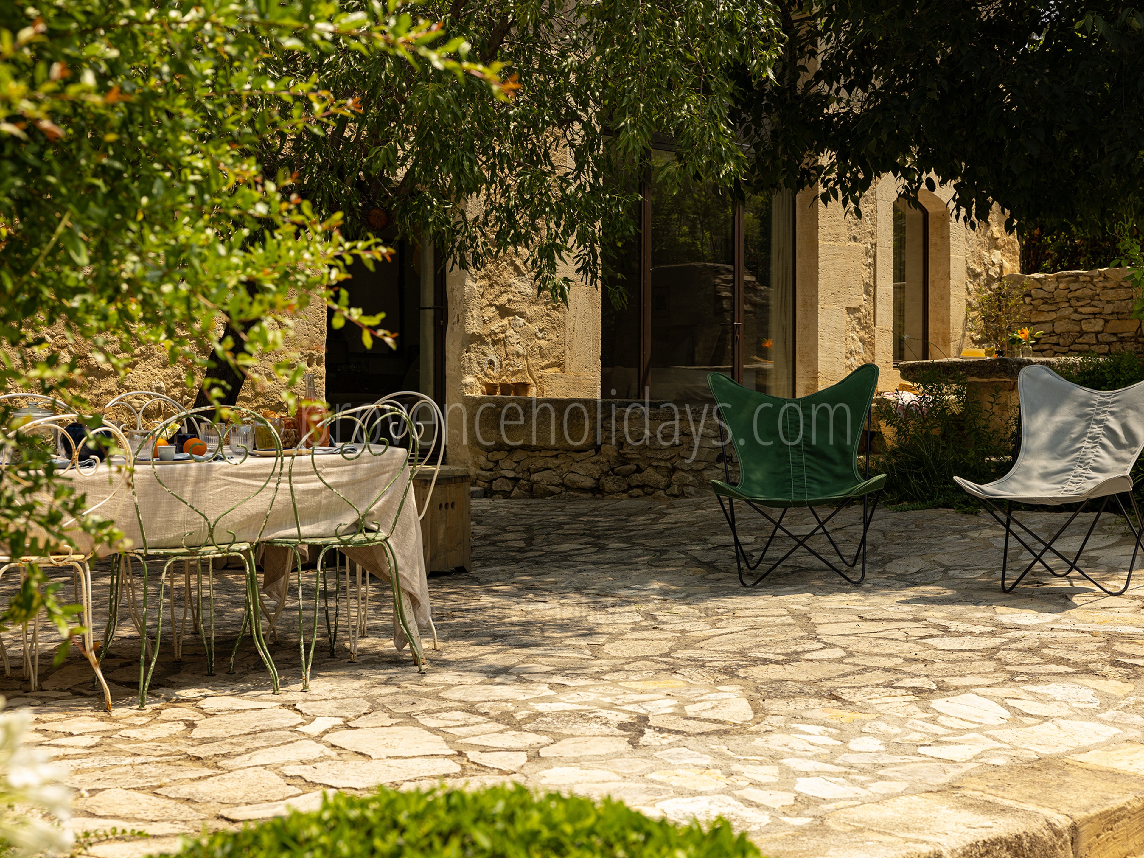 56 - Le Mas Secret: Villa: Exterior