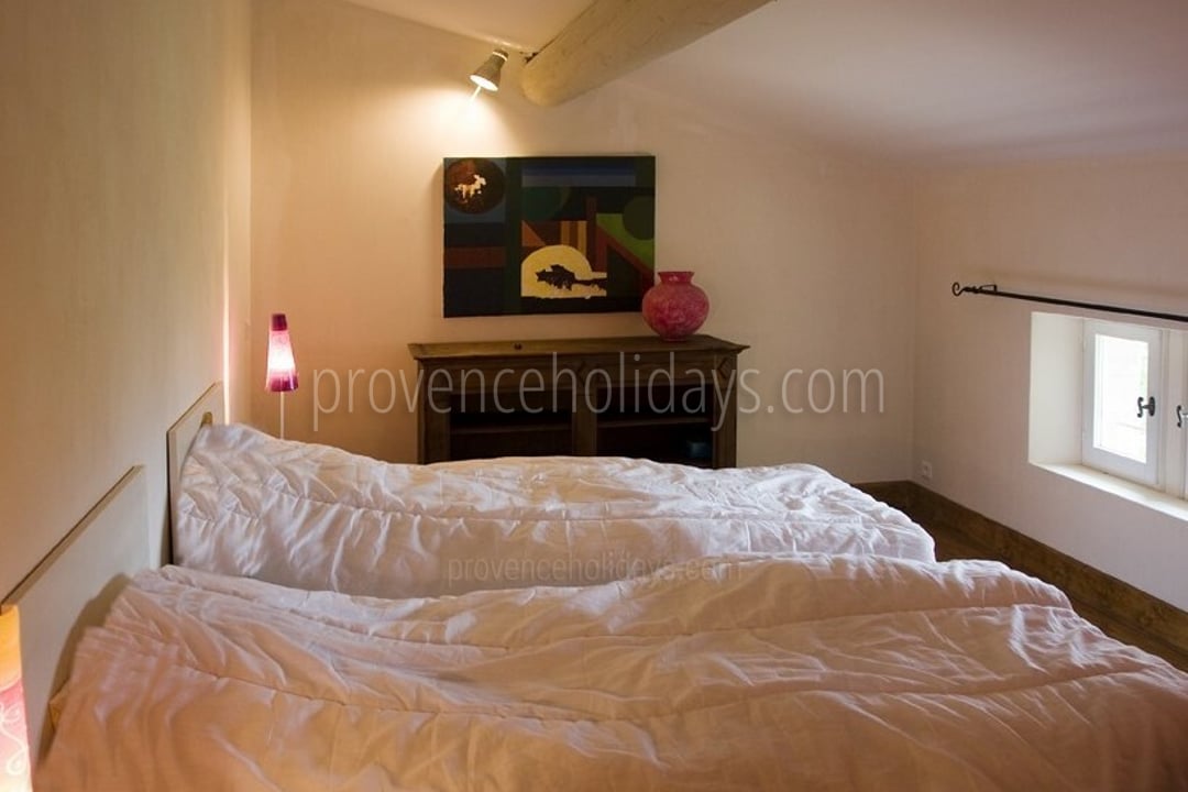 20 - La Bastide des Chênes: Villa: Bedroom