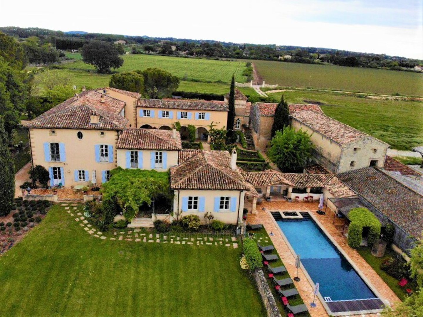 51 - Domaine d\'Uzès: Villa: Exterior