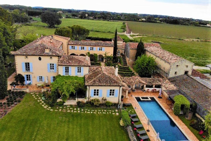 51 - Domaine d\'Uzès: Villa: Exterior