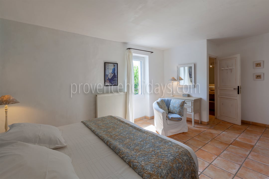 61 - Maison Robion: Villa: Bedroom