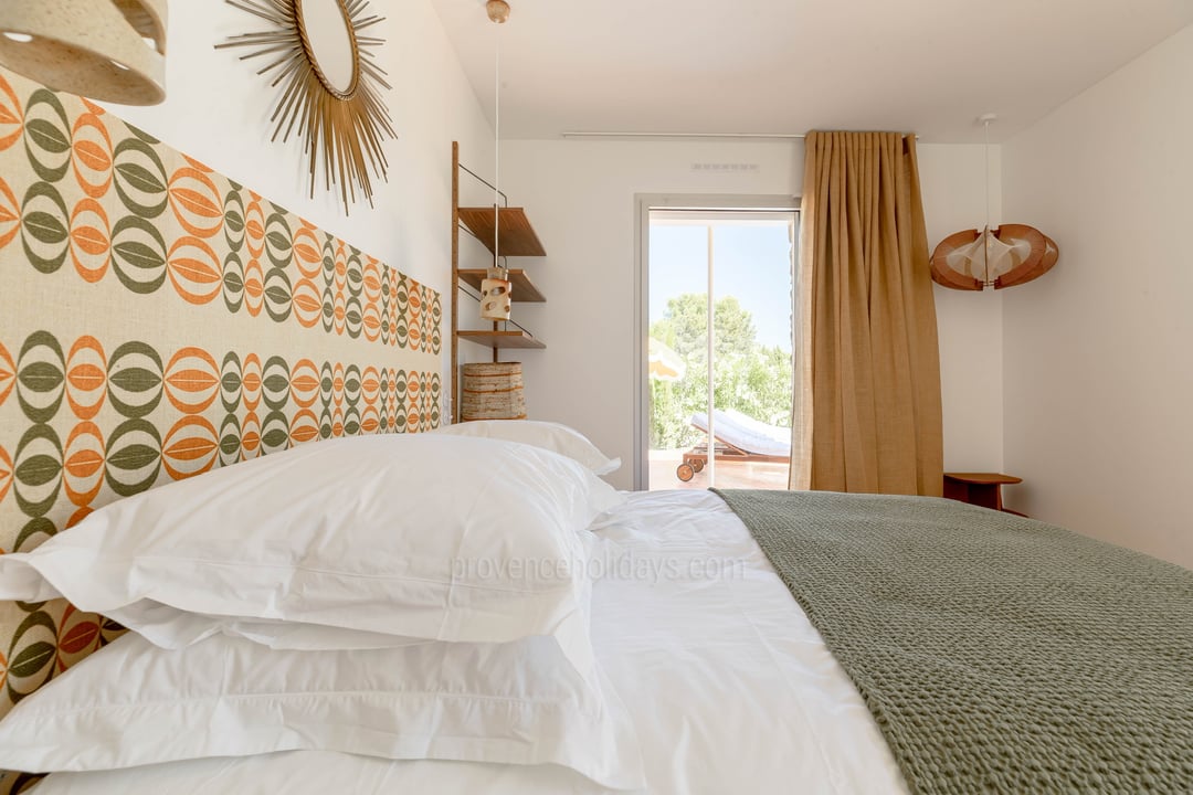 39 - Maison Bardot: Villa: Bedroom
