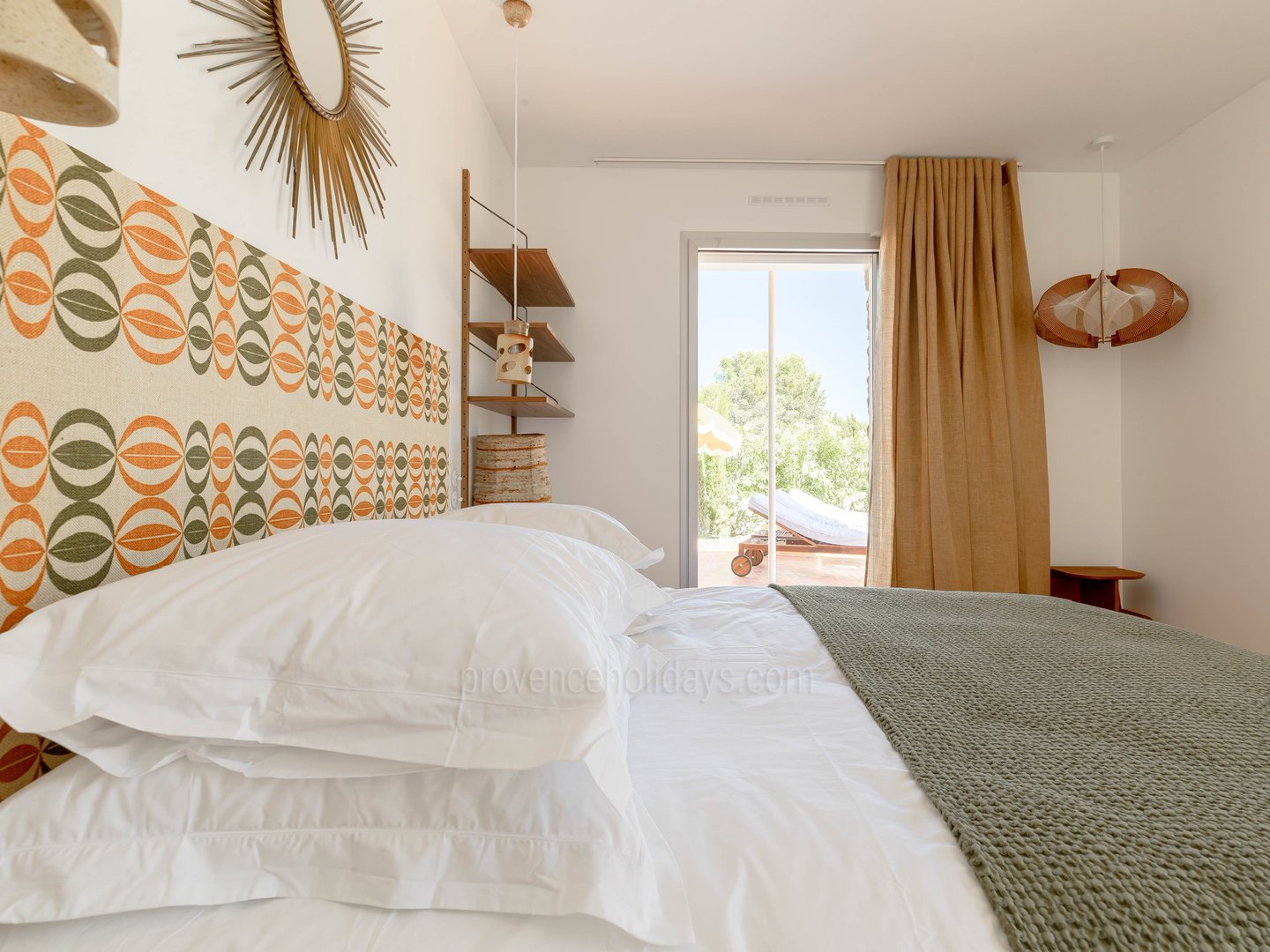 39 - Maison Bardot: Villa: Bedroom