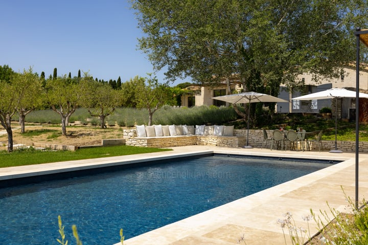 Moderner Bungalow in Saint-Rémy-de-Provence