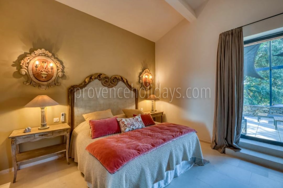 32 - Villa Daurèio: Villa: Bedroom
