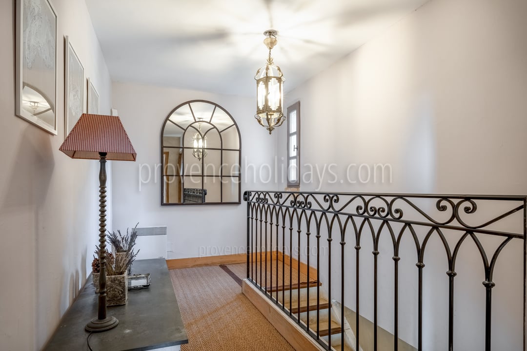 26 - Maison Paradou: Villa: Interior