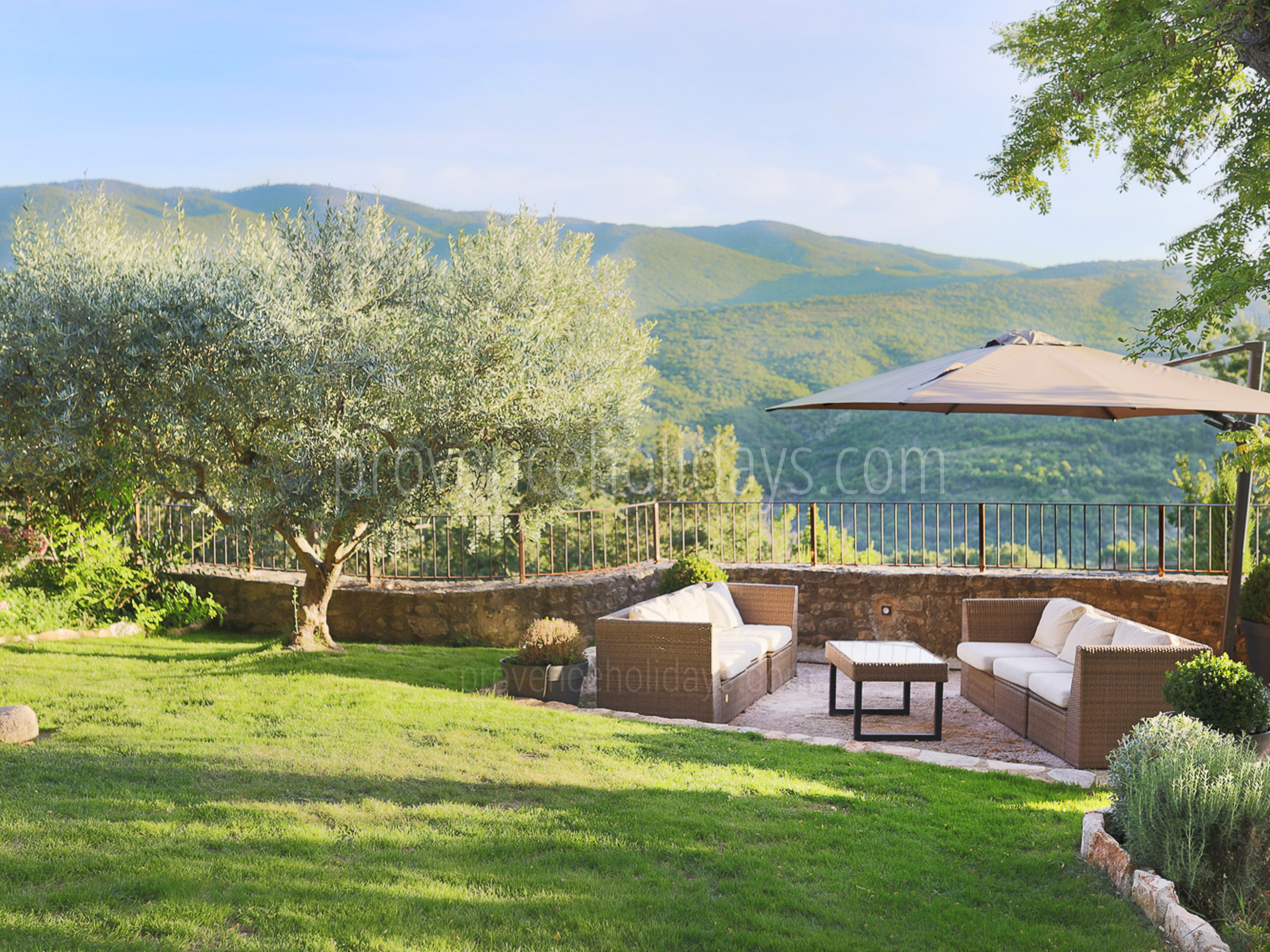 8 - Mas Castillon: Villa: Exterior