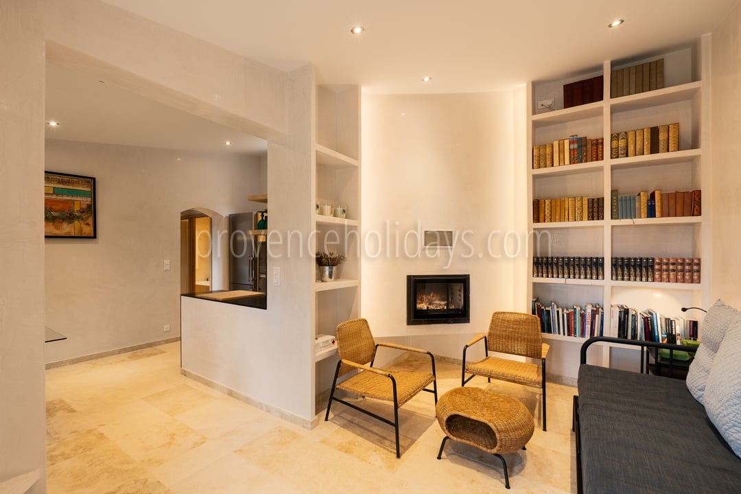 16 - Domaine Three Lakes: Villa: Interior