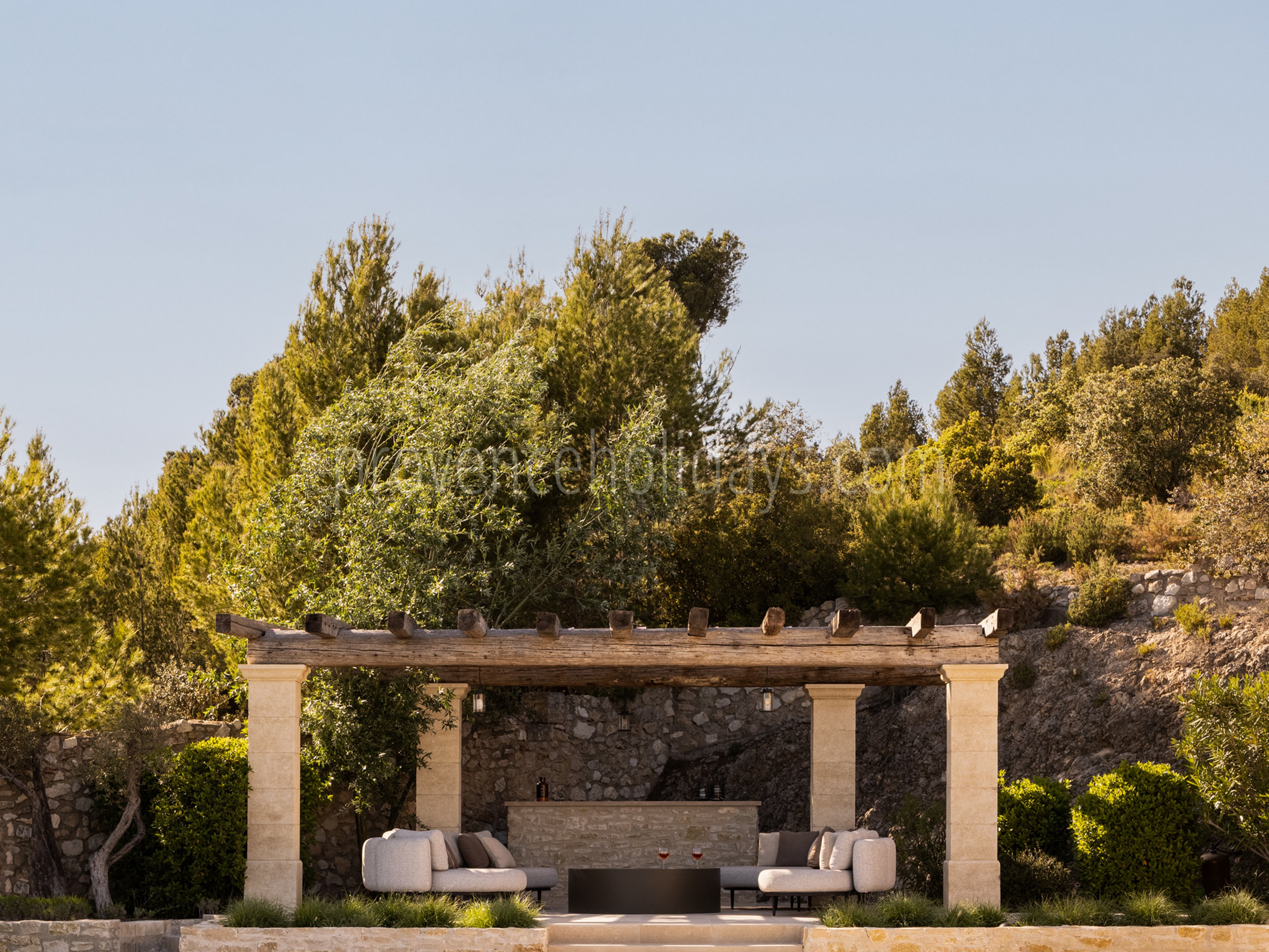 24 - Mas des Collines: Villa: Pool
