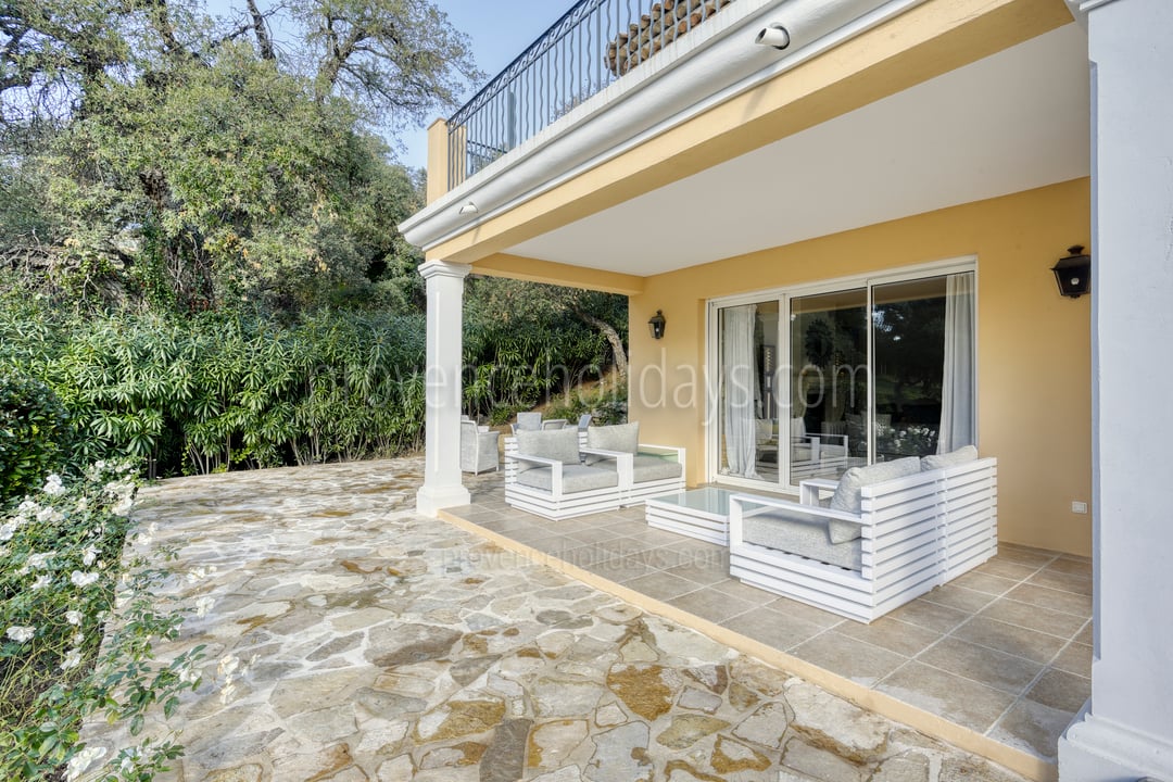 29 - Manoir de Seraphine: Villa: Exterior