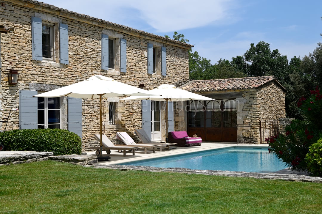 Ontspanning en comfort in een karakteristieke villa in Gordes