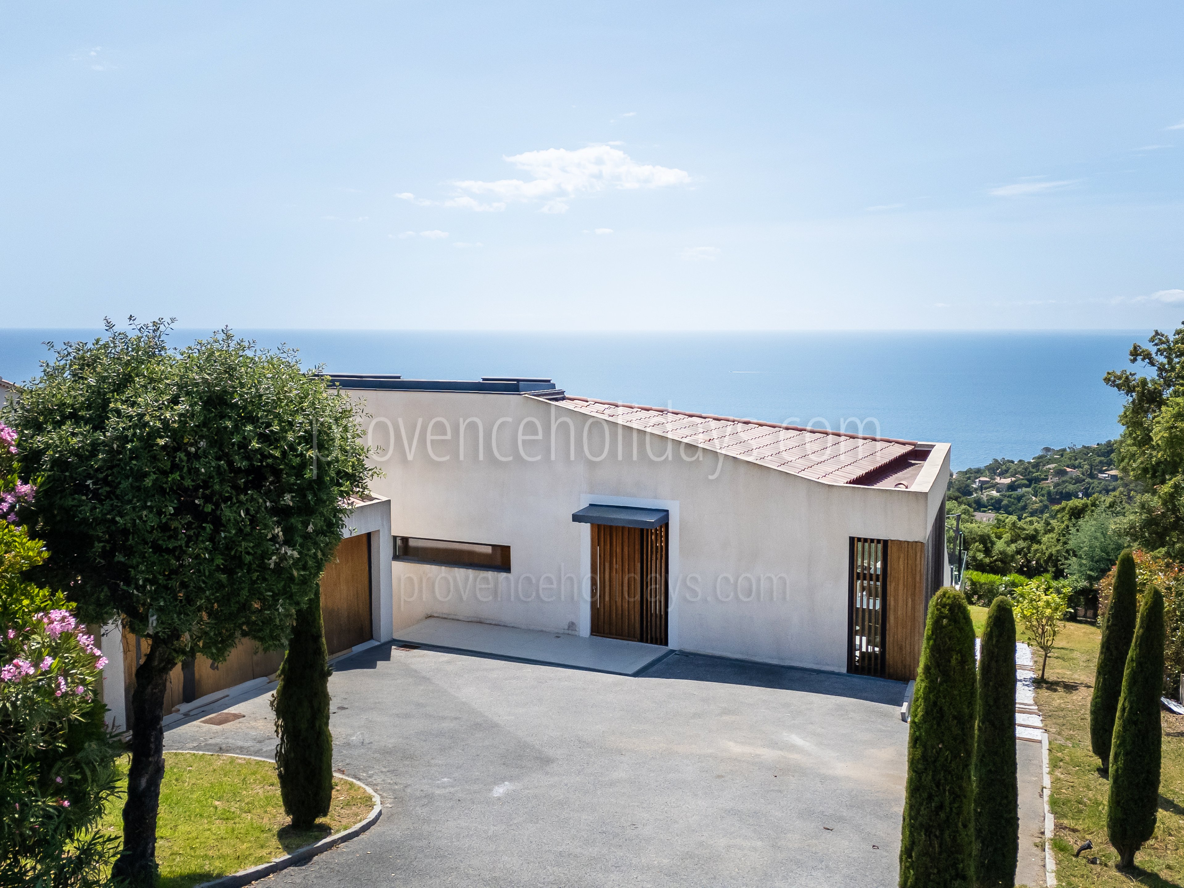 37 - Villa Iris: Villa: Exterior