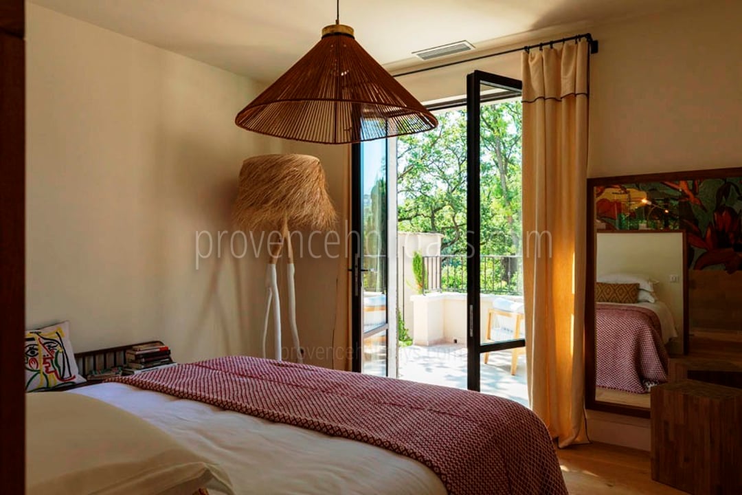 18 - Chez Sako: Villa: Bedroom
