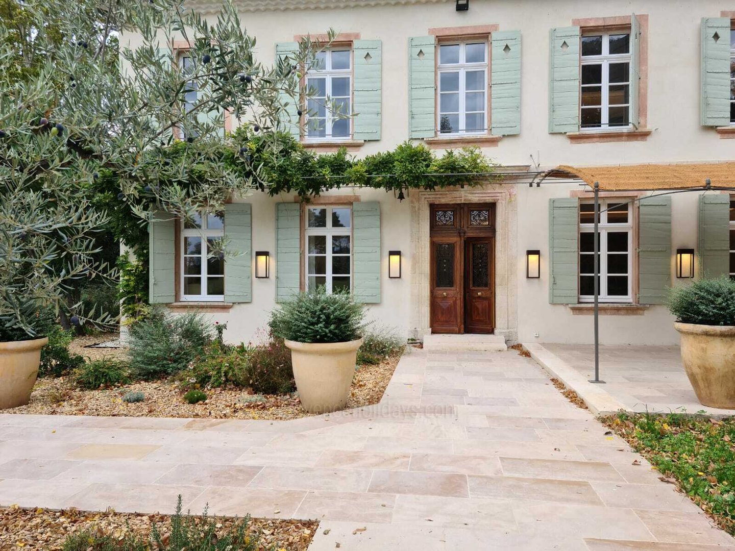 25 - La Maison Bourgeoise: Villa: Exterior