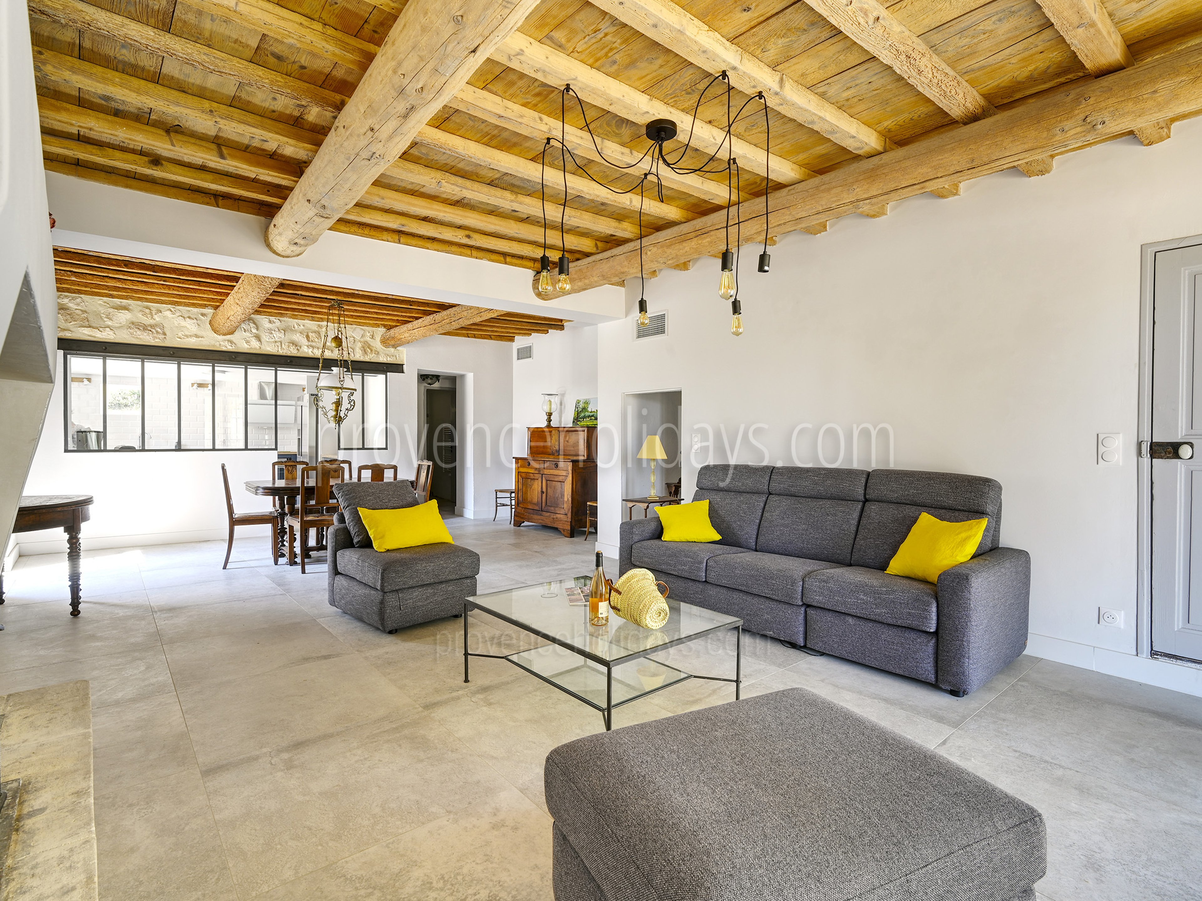22 - Mas Alpilles: Villa: Interior
