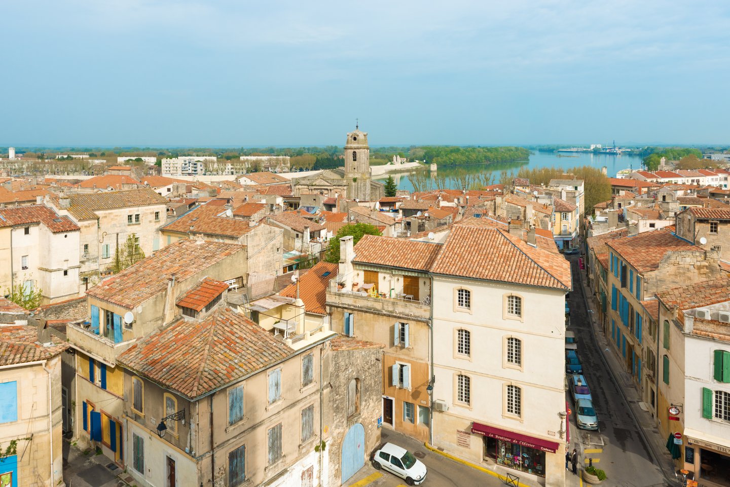 arles provence