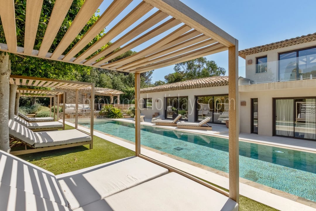 9 - Ebenerdige Villa in Ramatuelle: Villa: Pool