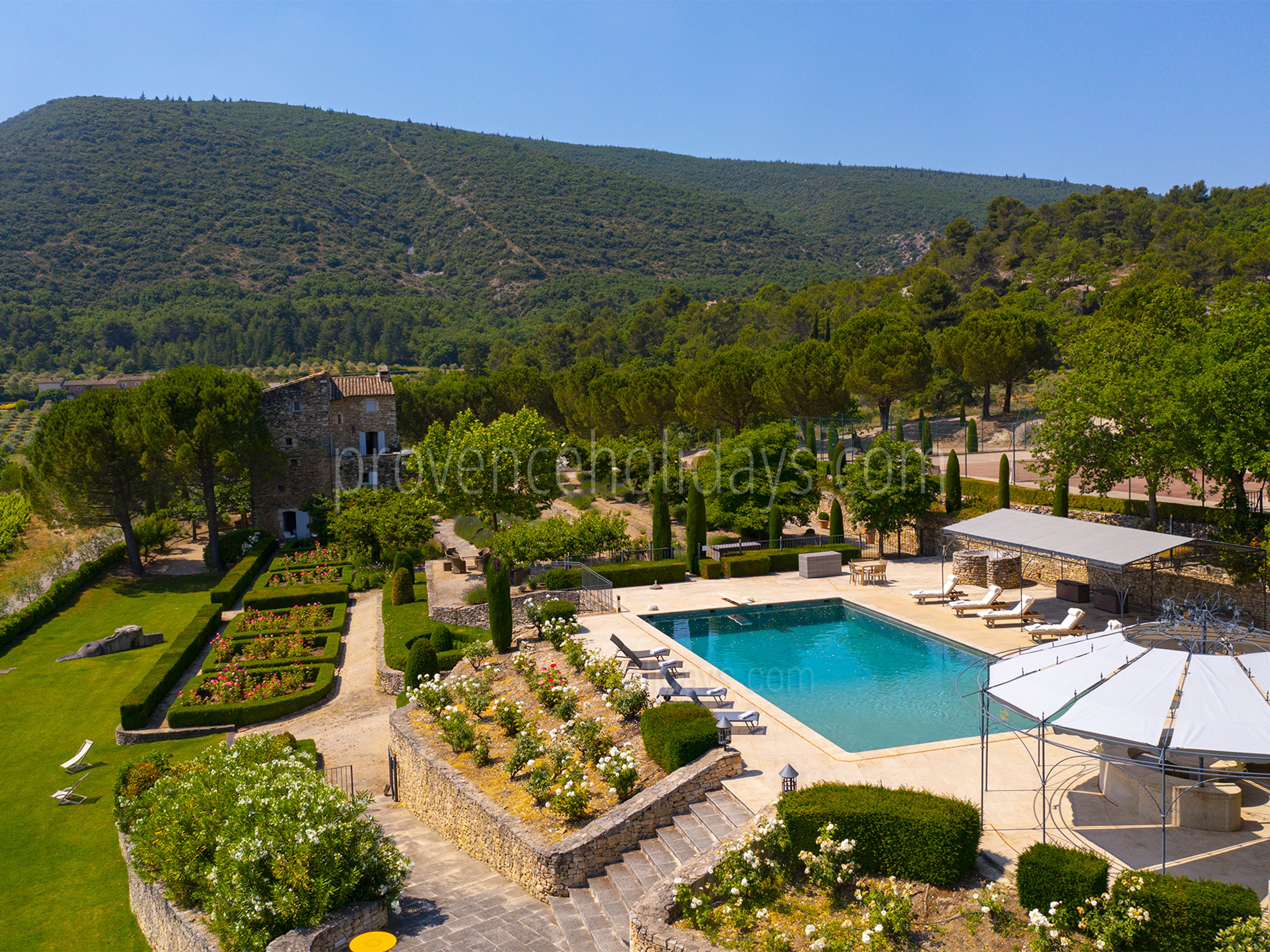 1 - La Roseraie: Villa: Pool