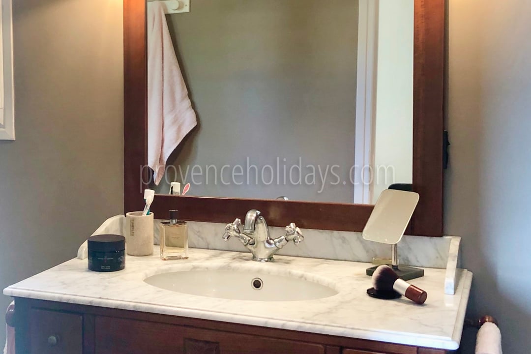 14 - Bastide Shalimar: Villa: Bathroom