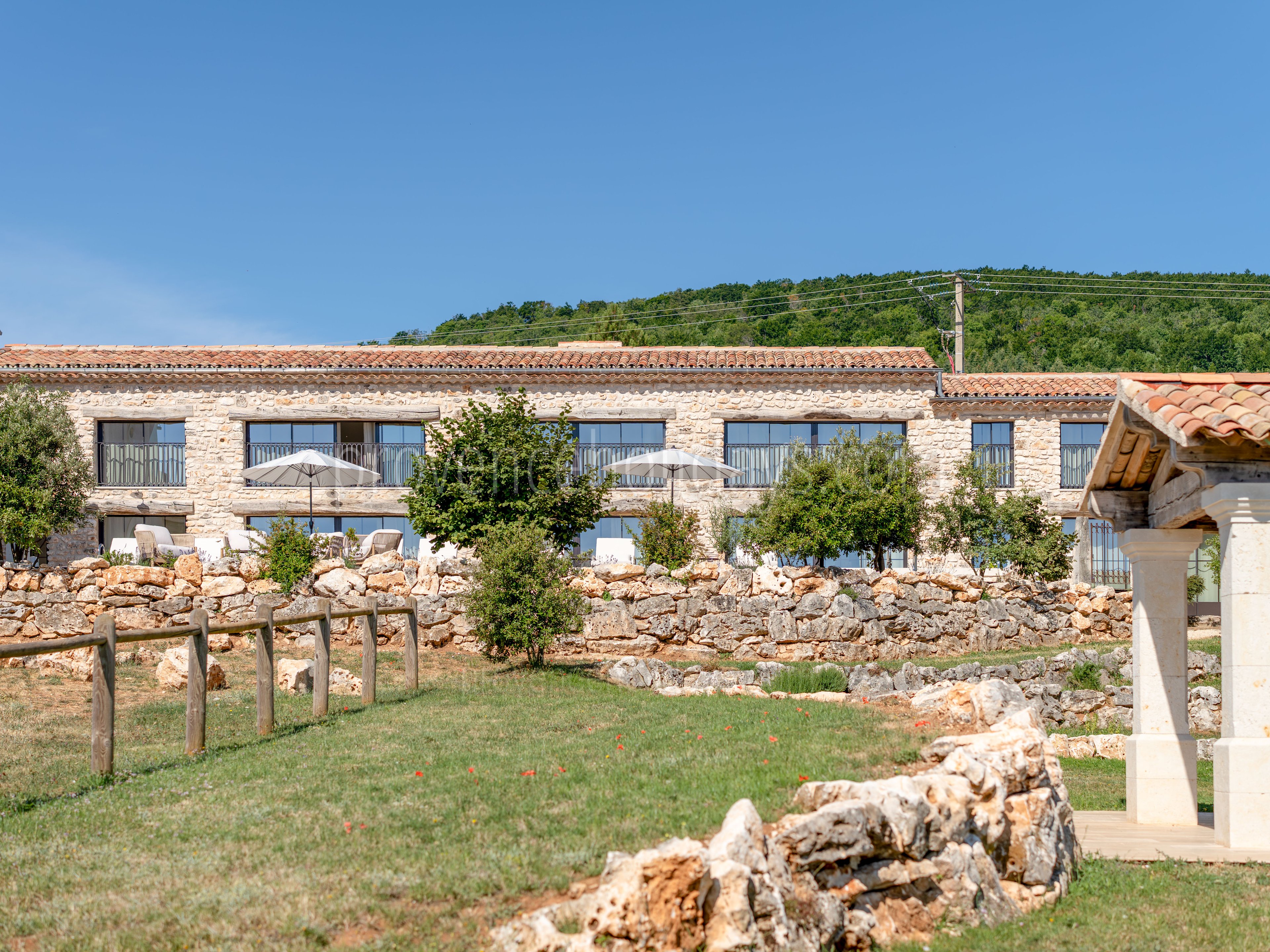 90 - Domaine Château du Bois: Villa: Exterior