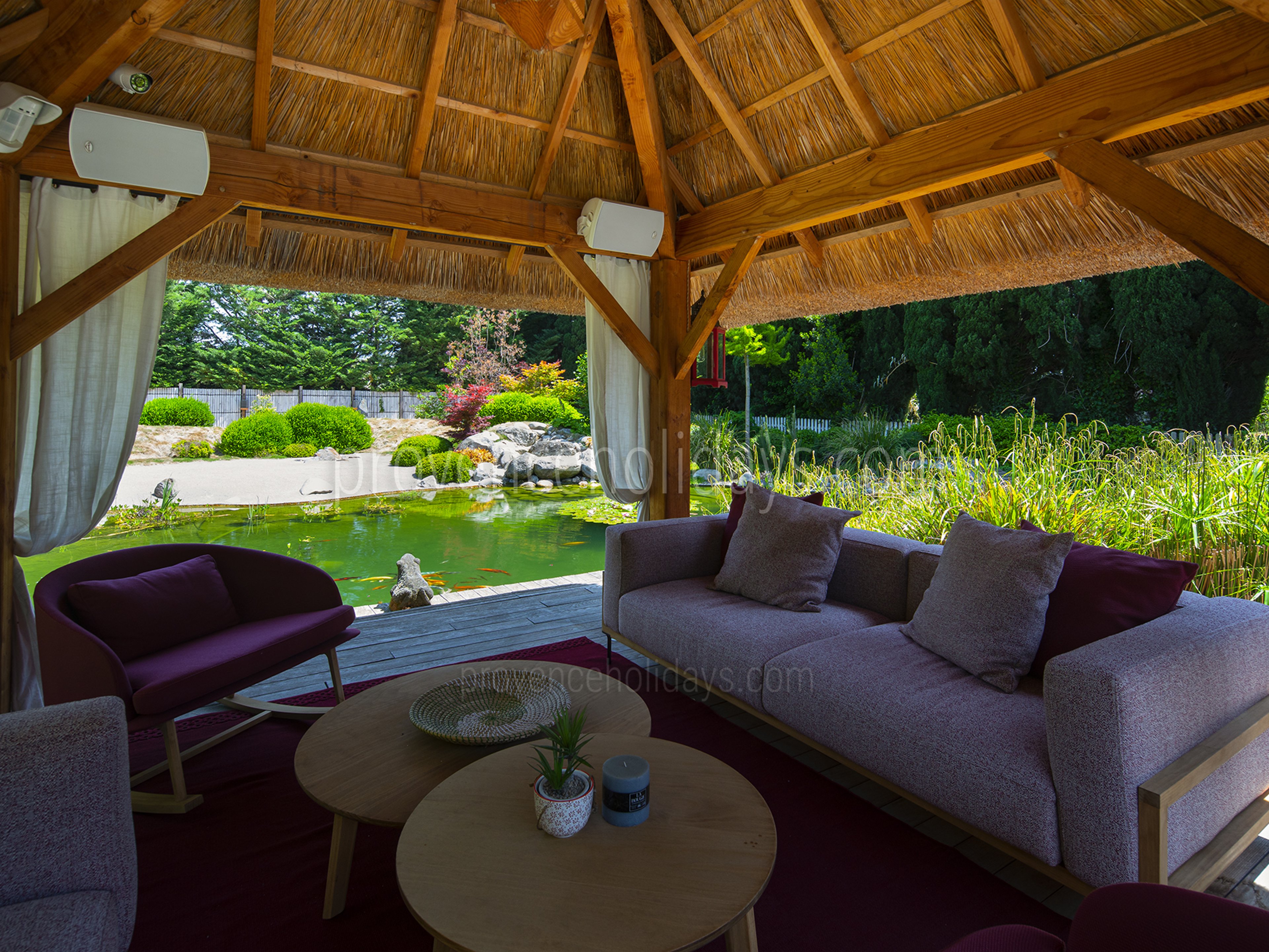 70 - Mas des Étoiles: Villa: Exterior