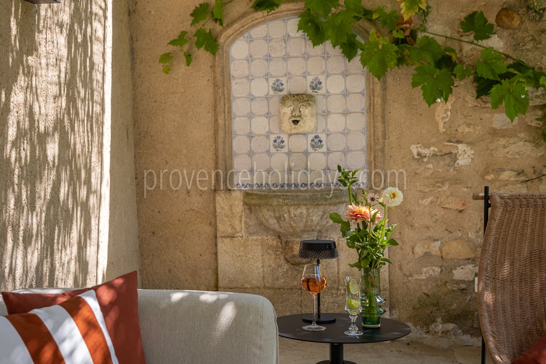 38 - Le Mas des Magnans: Villa: Exterior