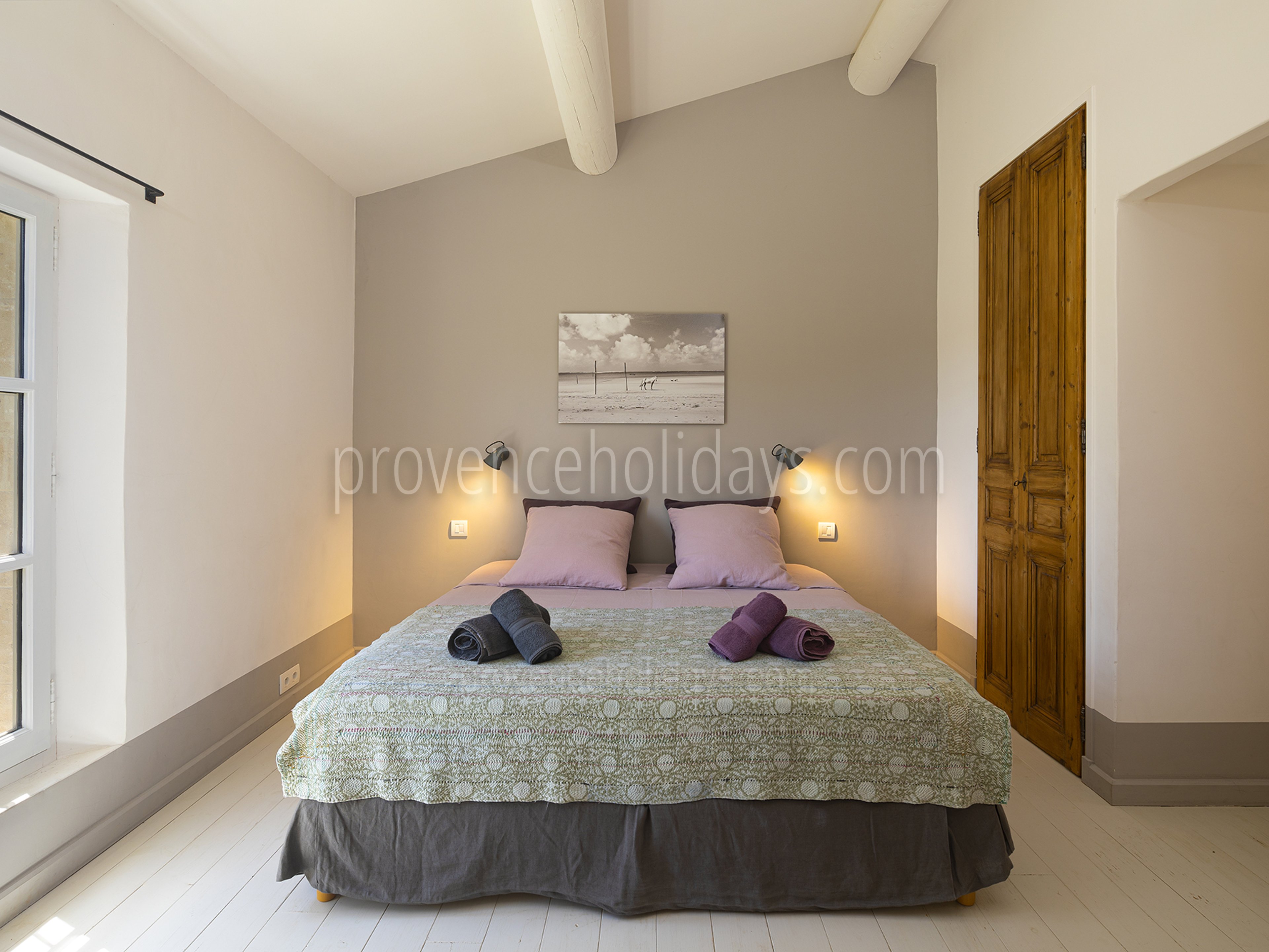 4 - Mas des Cyprès: Villa: Bedroom