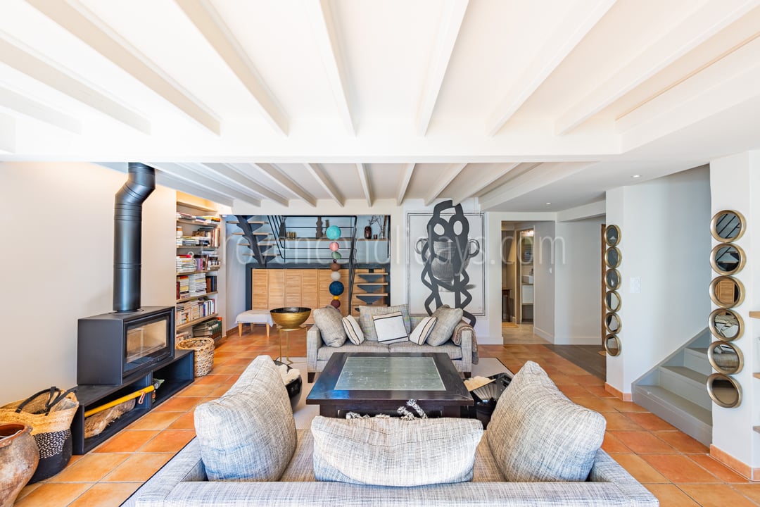 22 - L\'Atelier Provençal: Villa: Interior