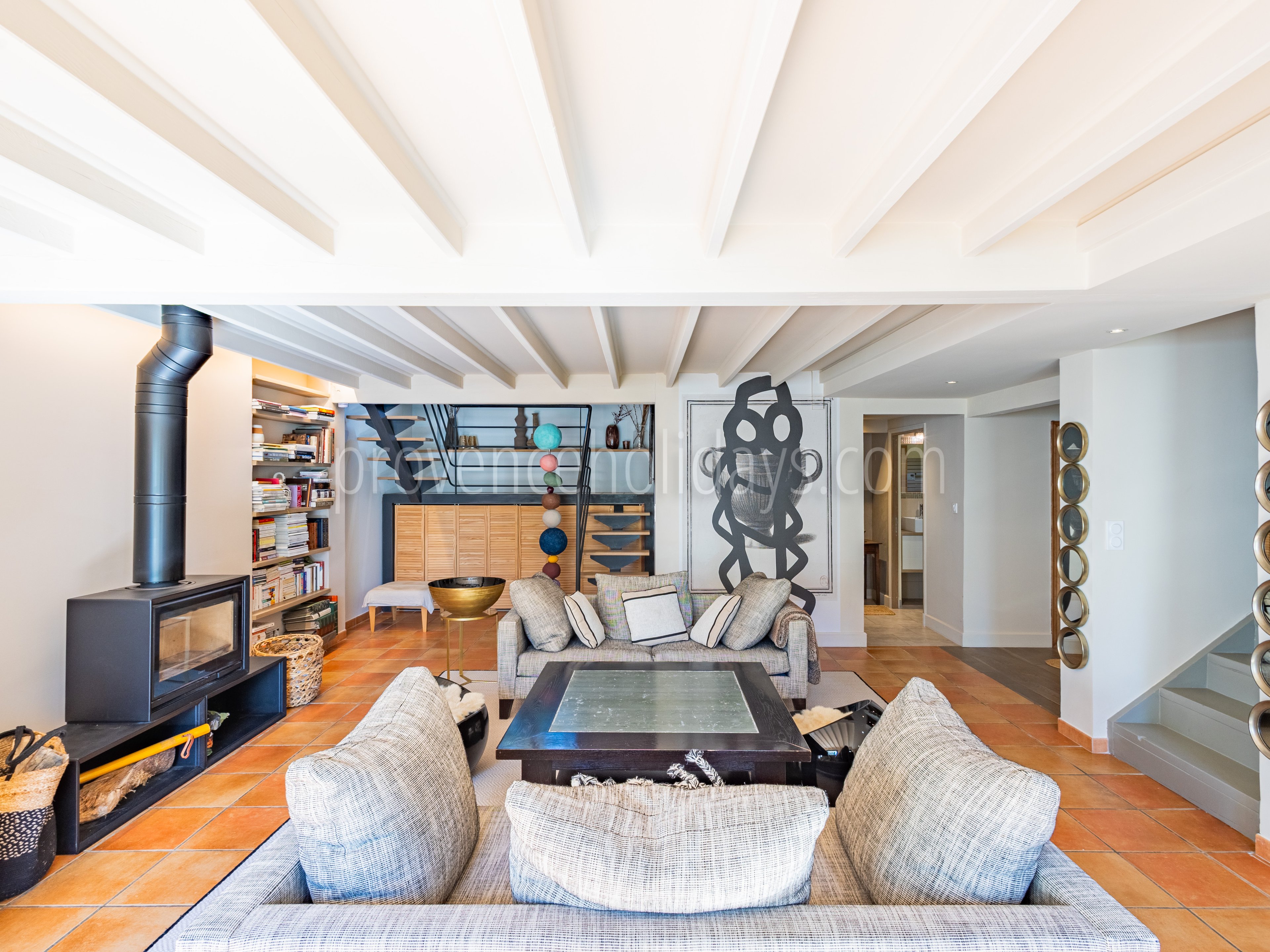 22 - L\'Atelier Provençal: Villa: Interior