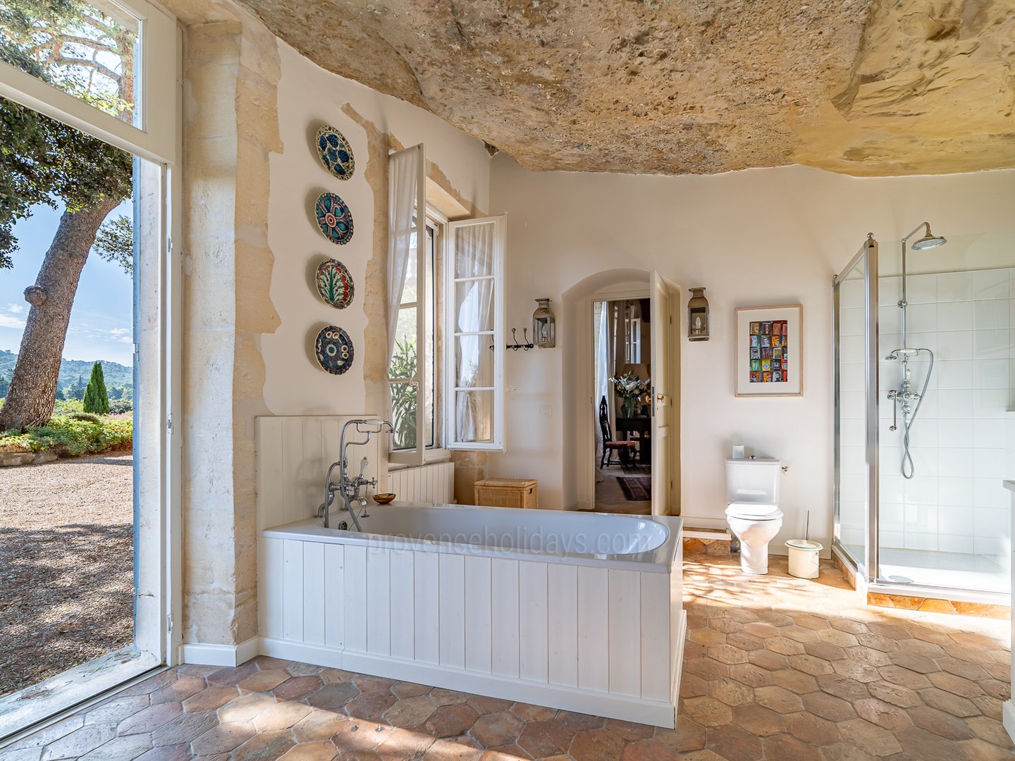 5 - Domaine Fontbrune: Villa: Interior