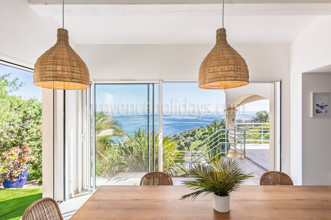 23 - Villa Solaire: Villa: Interior