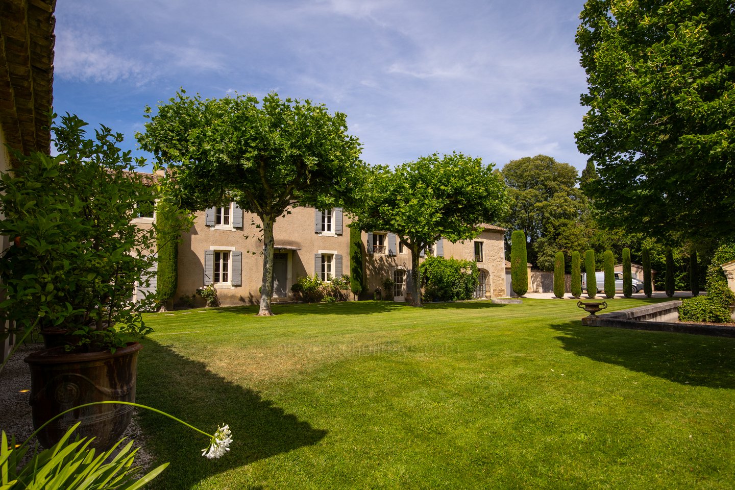 73 - Le Domaine des Cyprès: Villa: Exterior