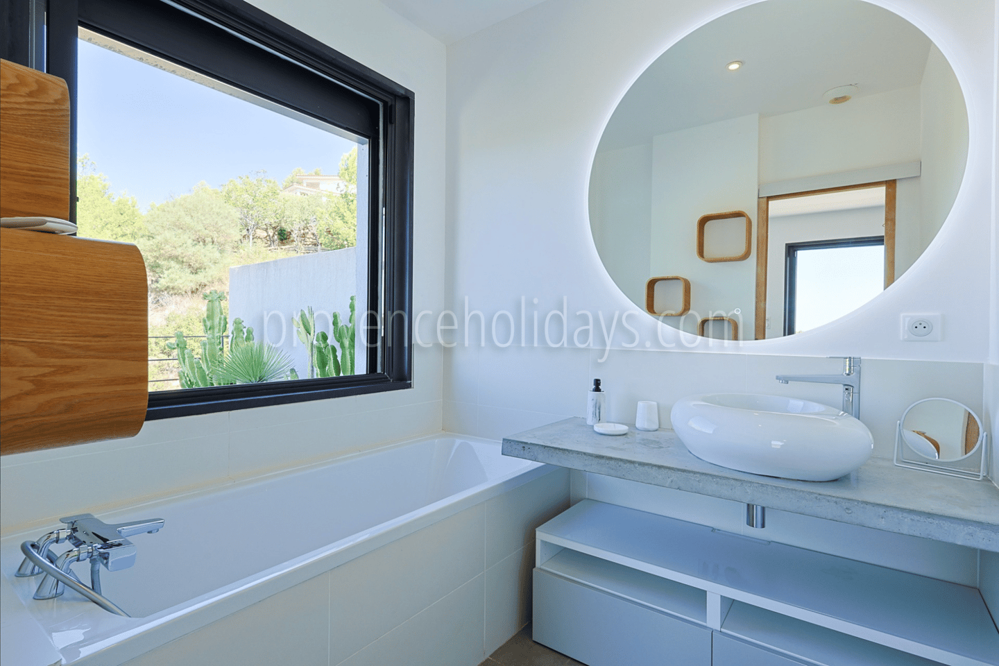 12 - Villa Gregoria: Villa: Bathroom