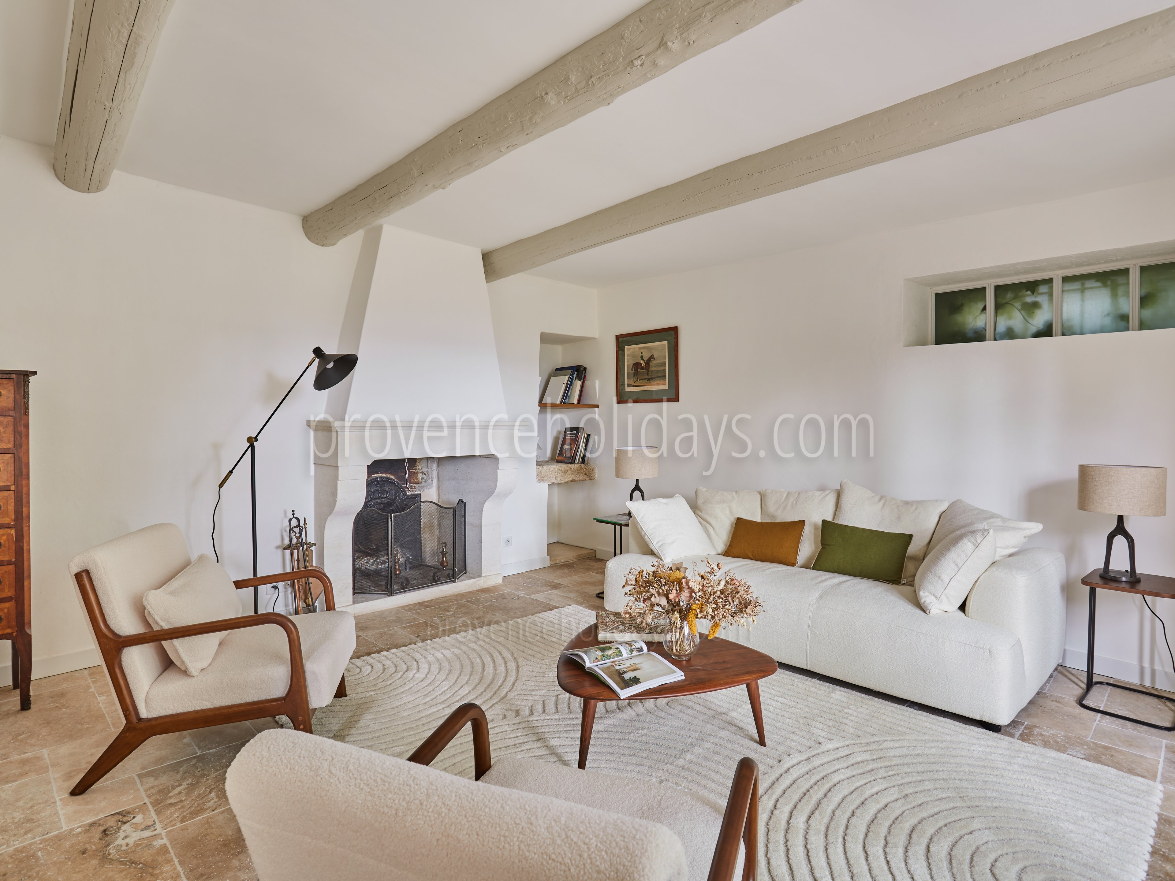 24 - La Maison de Goult: Villa: Interior