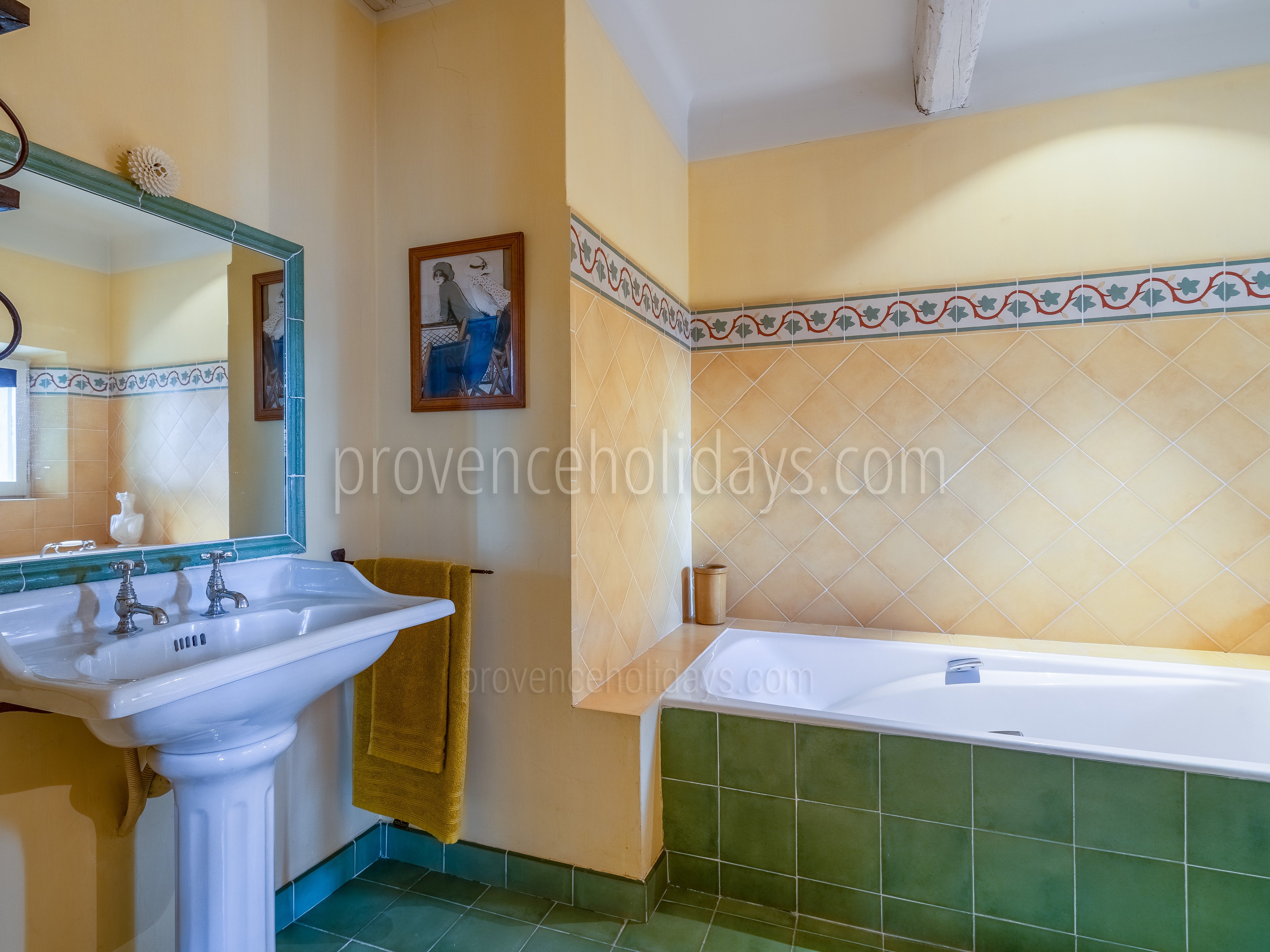 49 - La Bastide Neuve: Villa: Bathroom